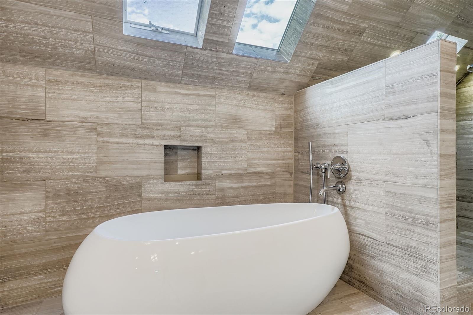 Denver, Colorado, 80209, United States, 5 Bedrooms Bedrooms, ,4 BathroomsBathrooms,Residential,Active,1953688