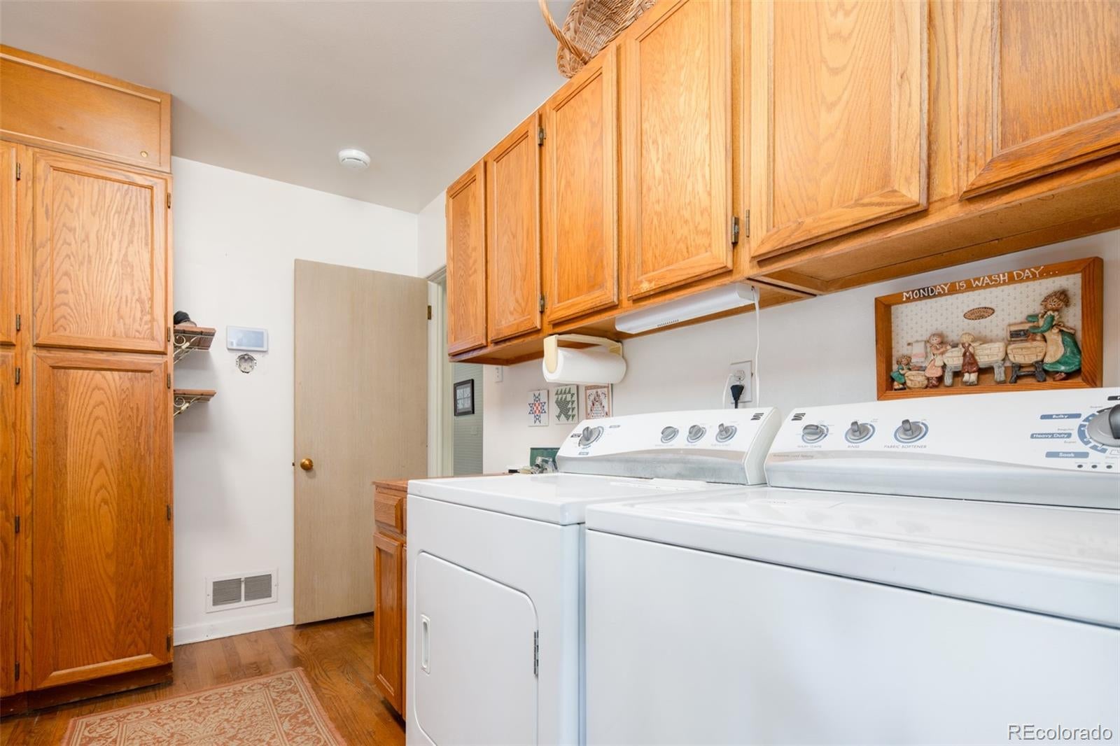 Denver, Colorado, 80209, United States, 3 Bedrooms Bedrooms, ,3 BathroomsBathrooms,Residential,Active,1960164