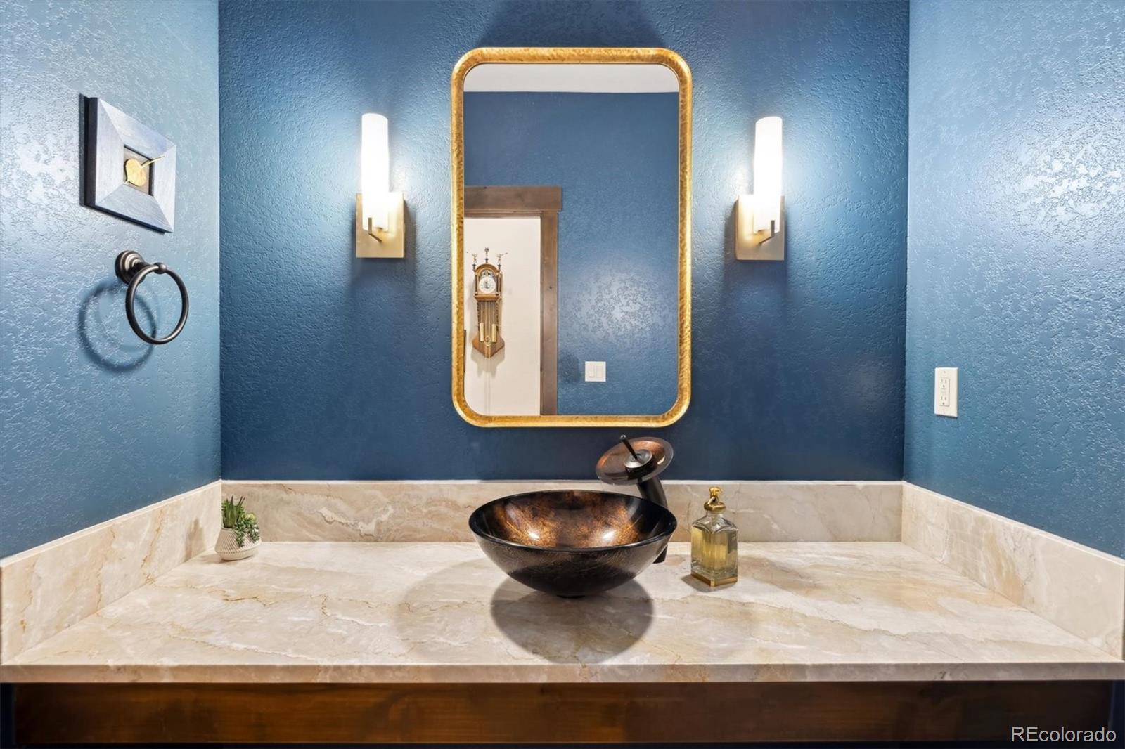 Larkspur, Colorado, 80118, United States, 4 Bedrooms Bedrooms, ,5 BathroomsBathrooms,Residential,Active,1889490