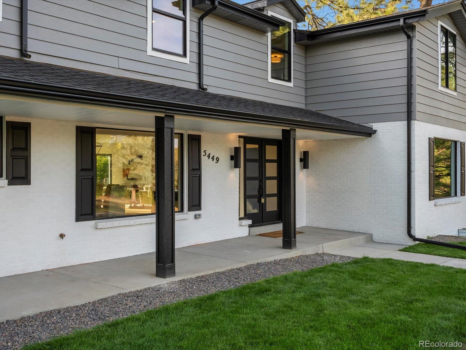 Greenwood Village, Colorado, 80111, United States, 5 Bedrooms Bedrooms, ,4 BathroomsBathrooms,Residential,Active,1952613