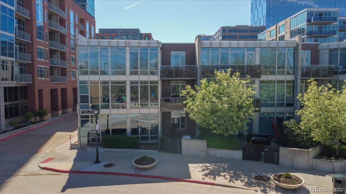 Denver, Colorado, 80202, United States, 3 Bedrooms Bedrooms, ,3 BathroomsBathrooms,Residential,Active,1943795