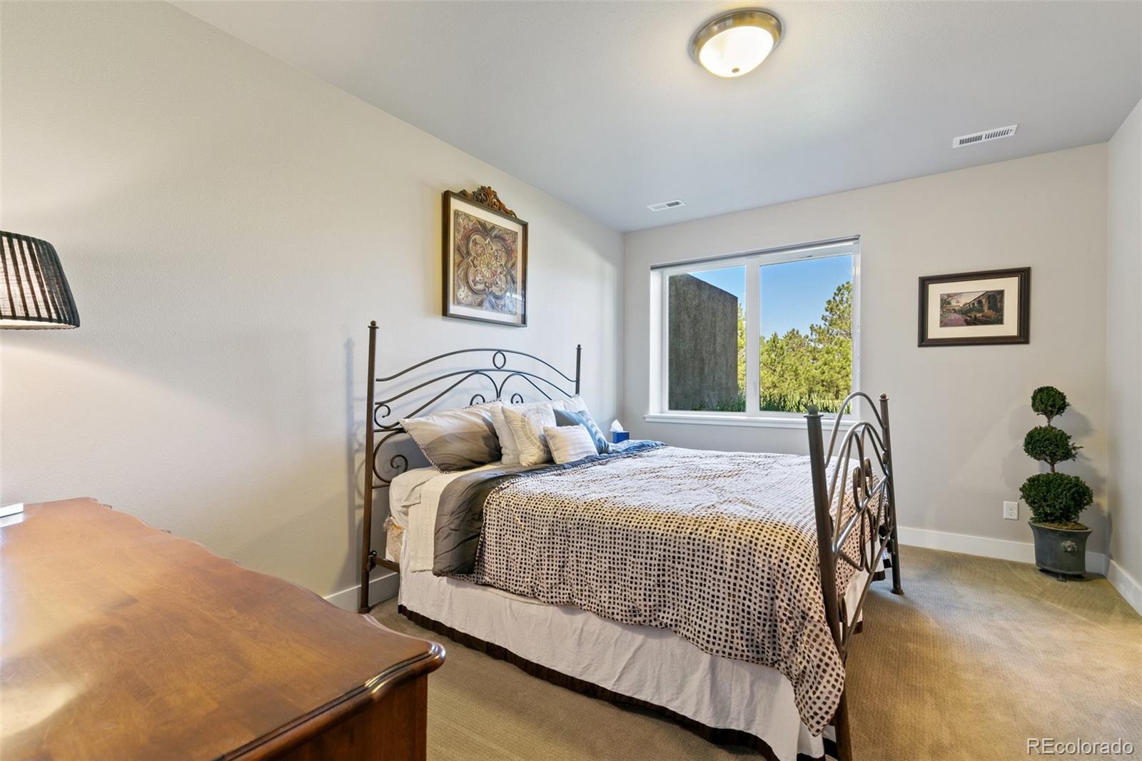 Monument, Colorado, 80132, United States, 6 Bedrooms Bedrooms, ,7 BathroomsBathrooms,Residential,Active,1992260