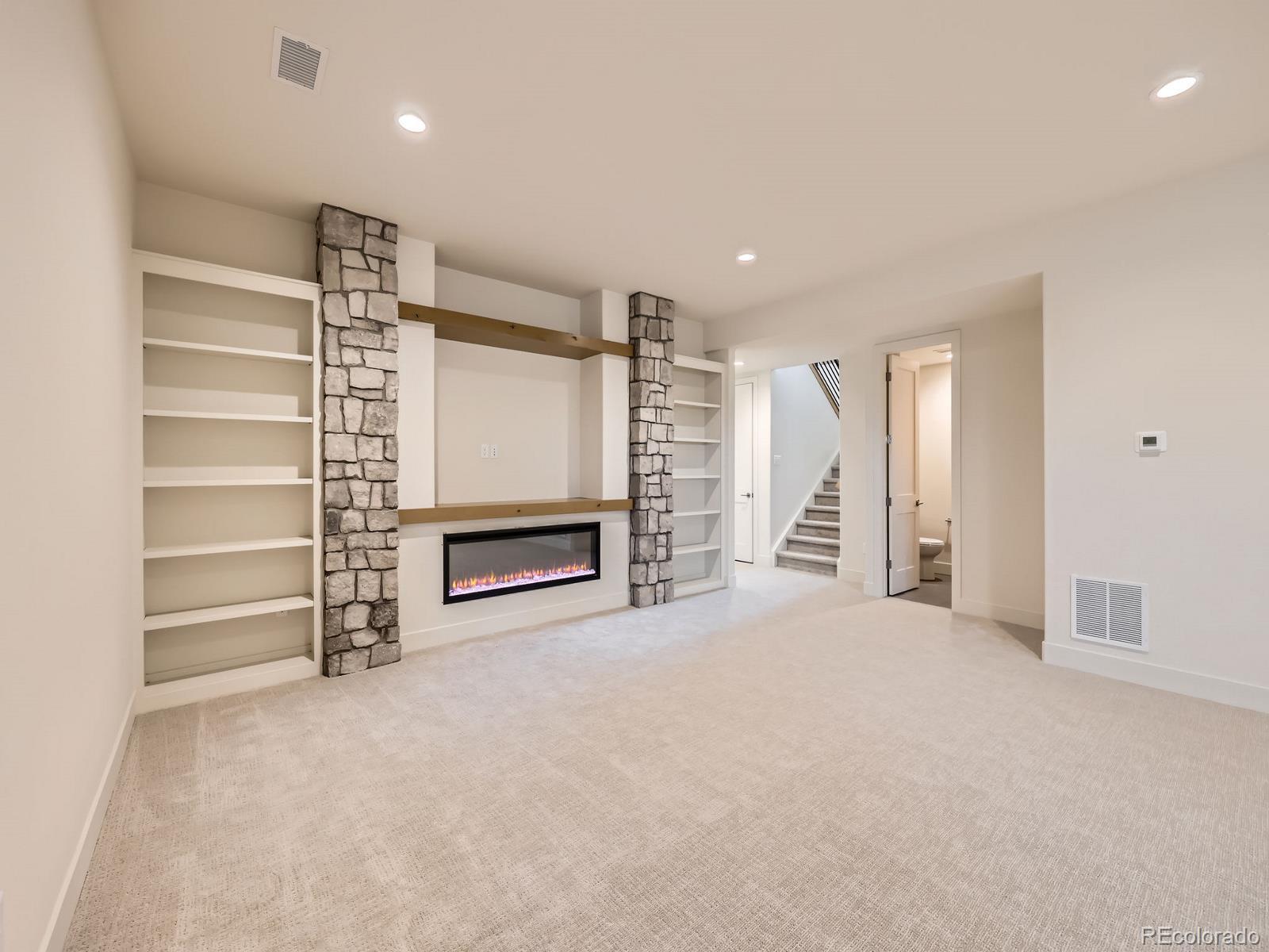 Parker, Colorado, 80134, United States, 4 Bedrooms Bedrooms, ,6 BathroomsBathrooms,Residential,Active,1824014