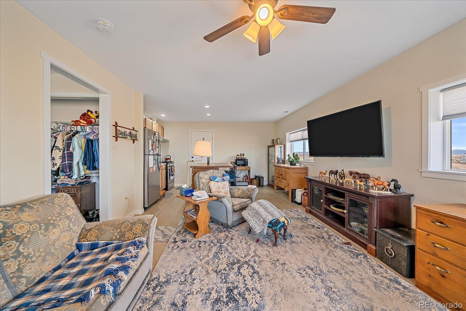 Elbert, Colorado, 80106, United States, 4 Bedrooms Bedrooms, ,4 BathroomsBathrooms,Residential,Active,2011437