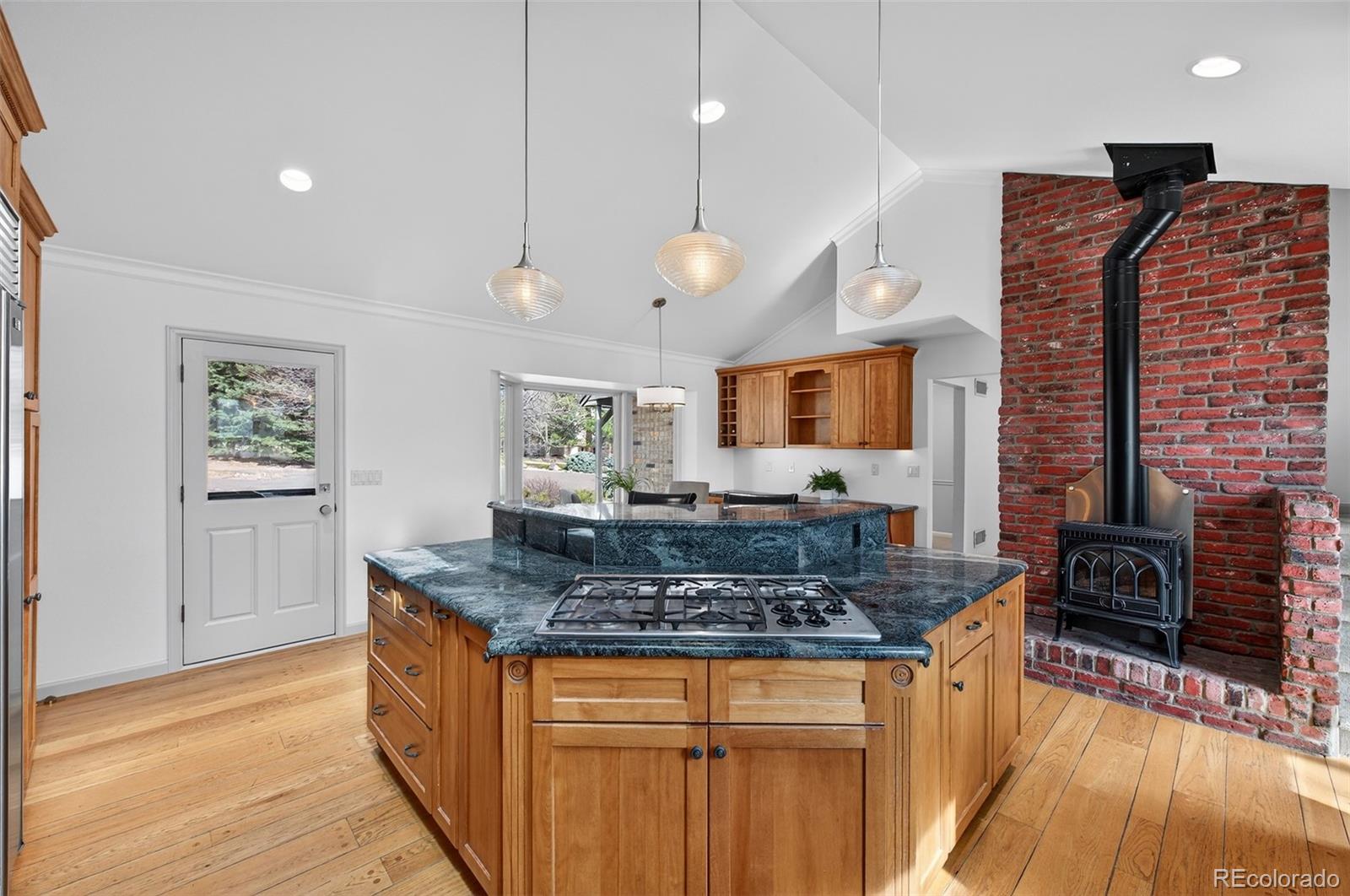 Littleton, Colorado, 80127, United States, 5 Bedrooms Bedrooms, ,4 BathroomsBathrooms,Residential,Active,2022655