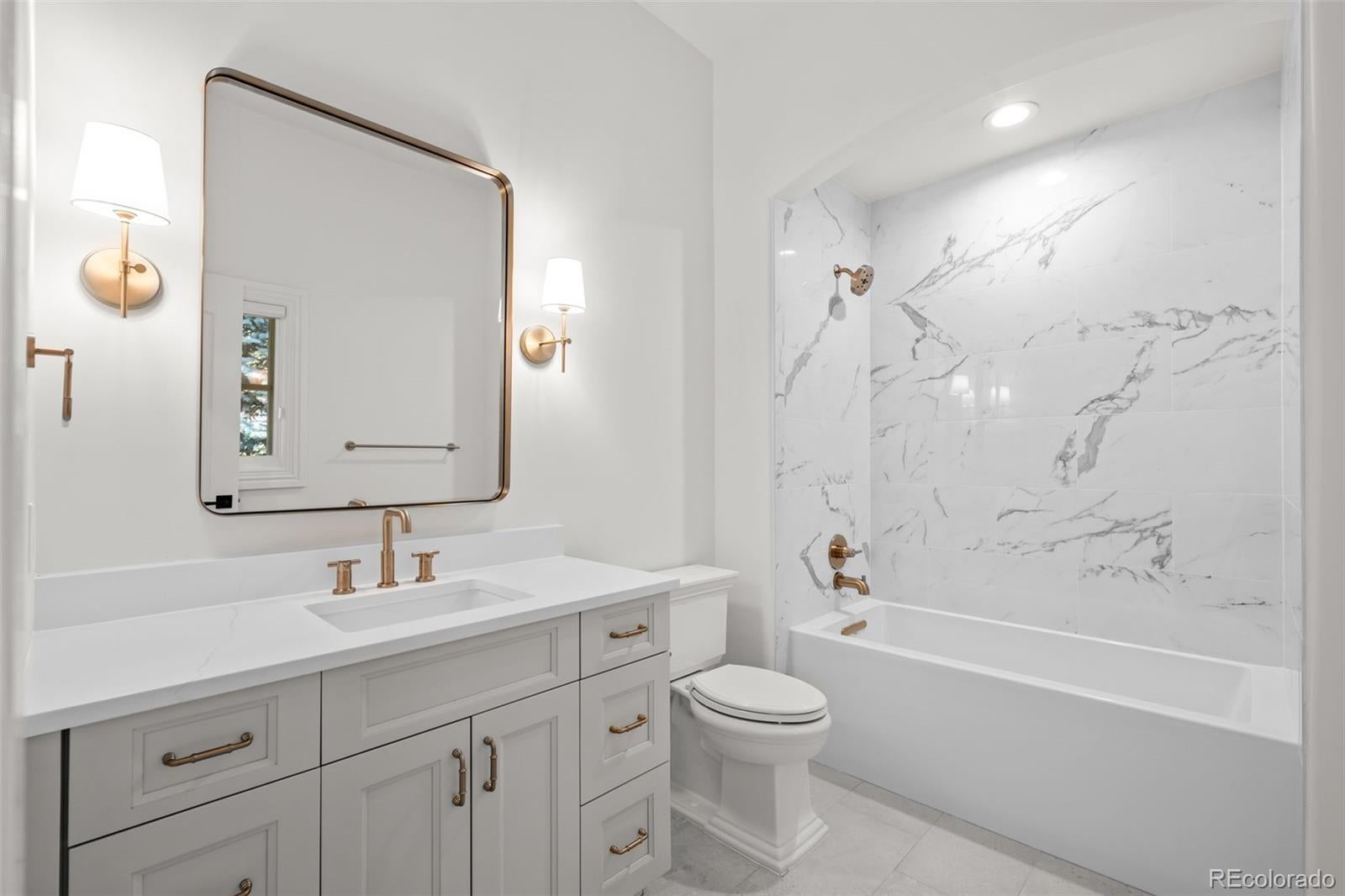 Cherry Hills Village, Colorado, 80113, United States, ,9 BathroomsBathrooms,Residential,Active,1820487