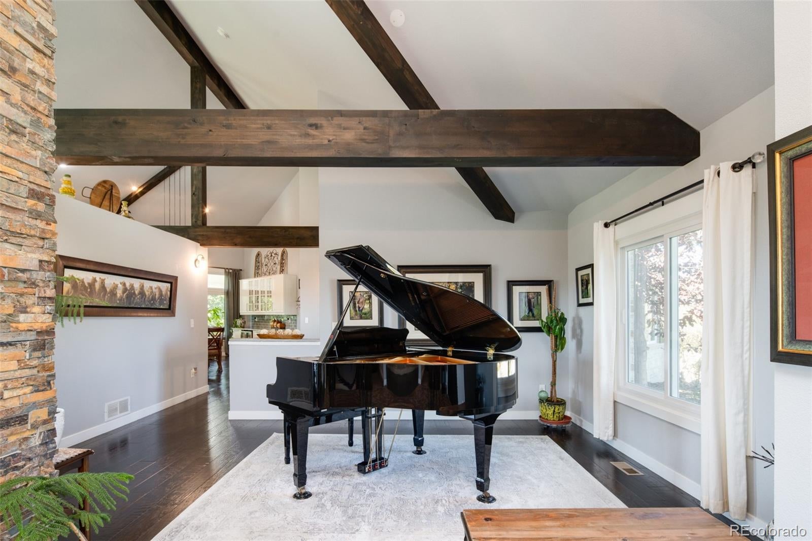 Castle Pines, Colorado, 80108, United States, 5 Bedrooms Bedrooms, ,5 BathroomsBathrooms,Residential,Active,2009383