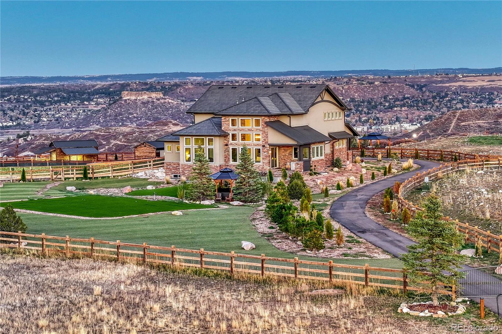 Castle Rock, Colorado, 80109, United States, 5 Bedrooms Bedrooms, ,6 BathroomsBathrooms,Residential,Active,1986908