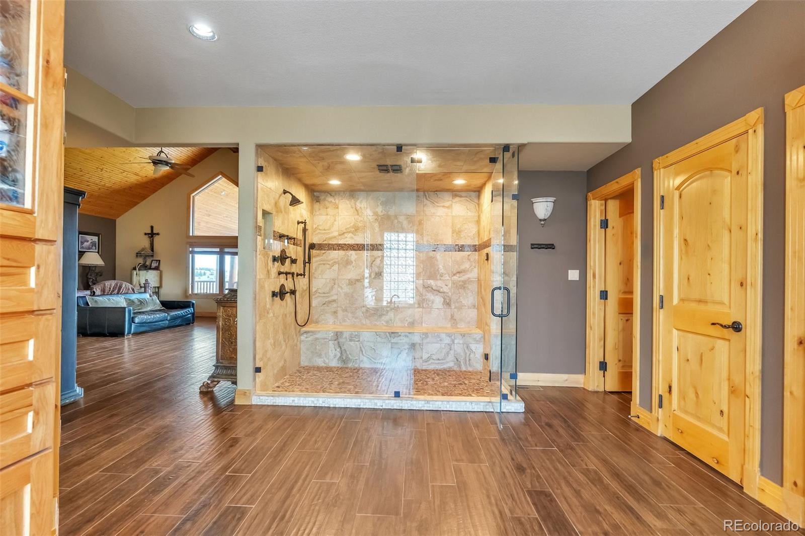 Larkspur, Colorado, 80118, United States, 4 Bedrooms Bedrooms, ,5 BathroomsBathrooms,Residential,Active,1841306