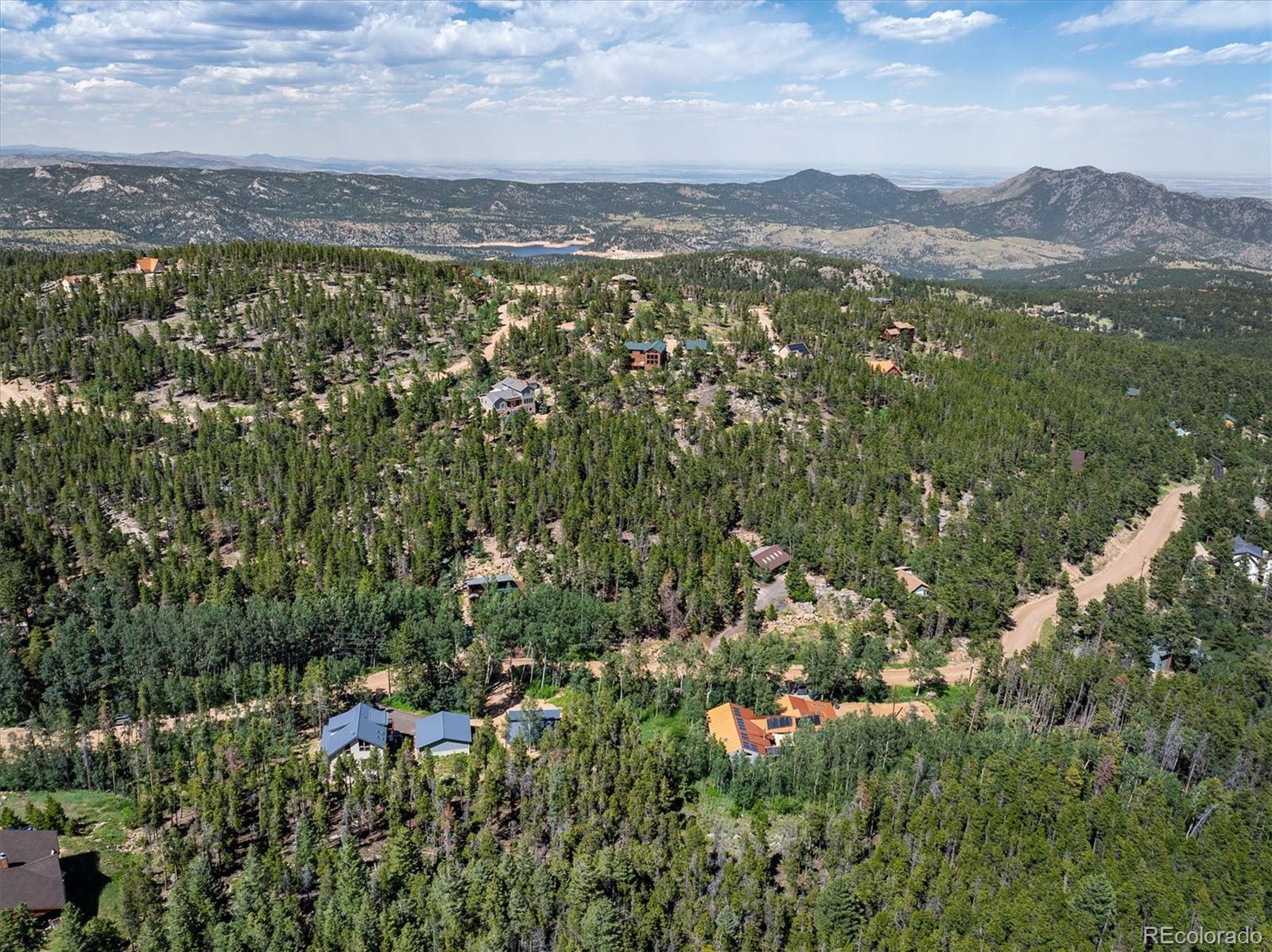 Golden, Colorado, 80403, United States, 2 Bedrooms Bedrooms, ,3 BathroomsBathrooms,Residential,Contingent,1889003