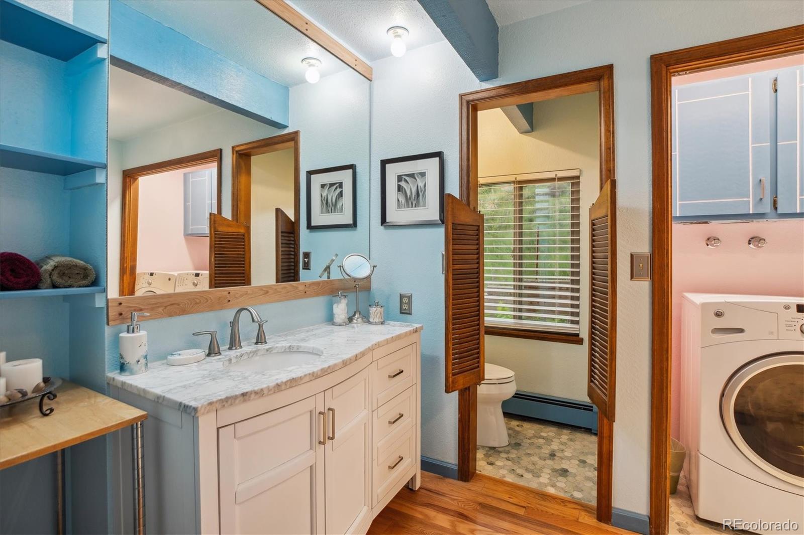 Golden, Colorado, 80401, United States, ,3 BathroomsBathrooms,Residential,Contingent,1843437