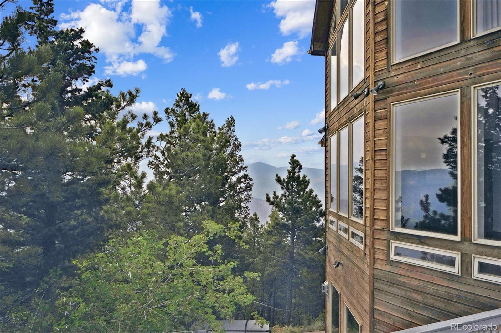 Evergreen, Colorado, 80439, United States, 4 Bedrooms Bedrooms, ,5 BathroomsBathrooms,Residential,Active,1899904