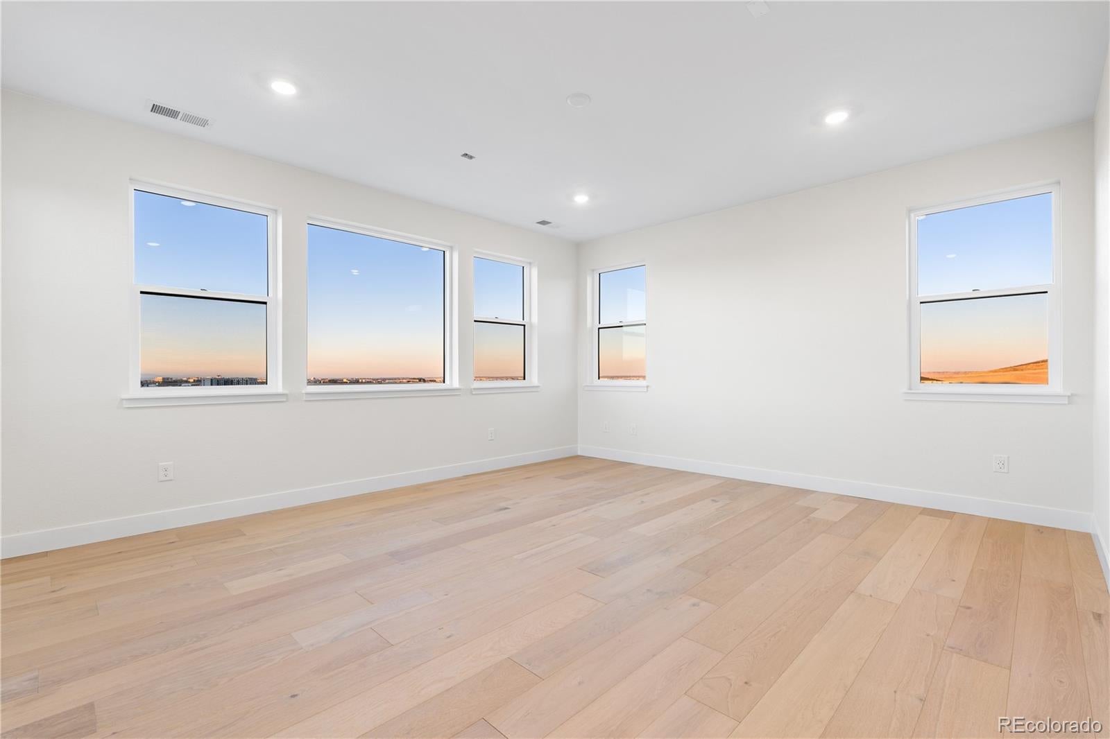 Parker, Colorado, 80134, United States, 7 Bedrooms Bedrooms, ,7 BathroomsBathrooms,Residential,Active,1988478