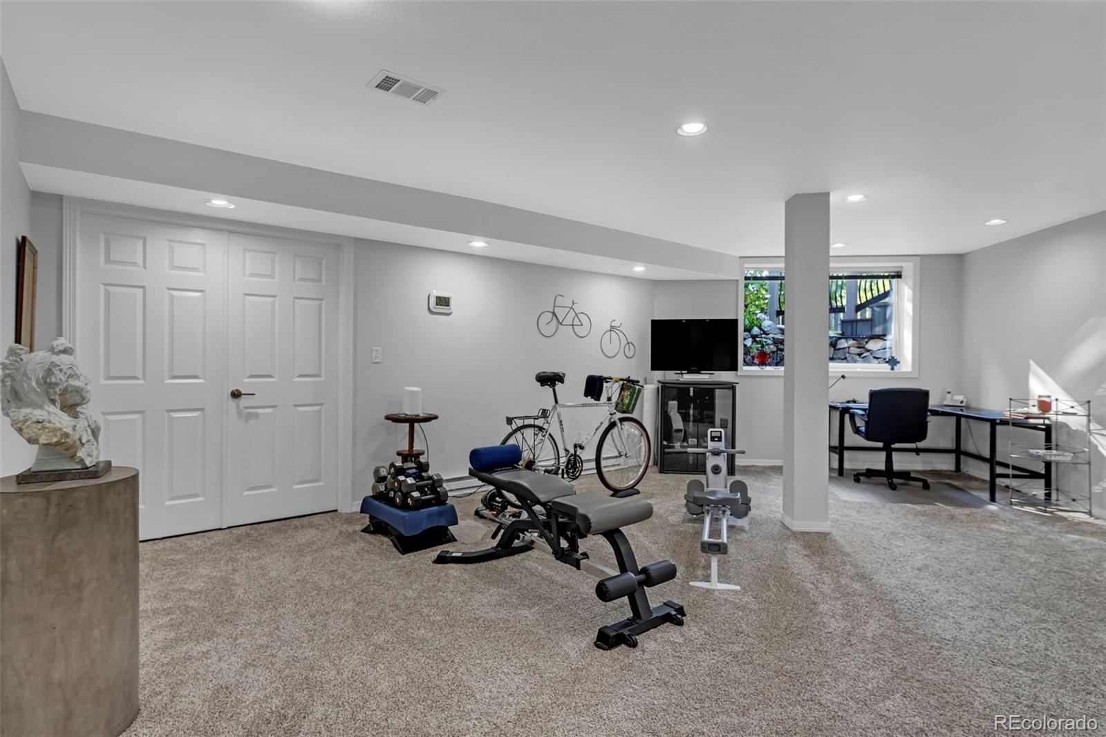 Boulder, Colorado, 80304, United States, 4 Bedrooms Bedrooms, ,5 BathroomsBathrooms,Residential,Active,1944028
