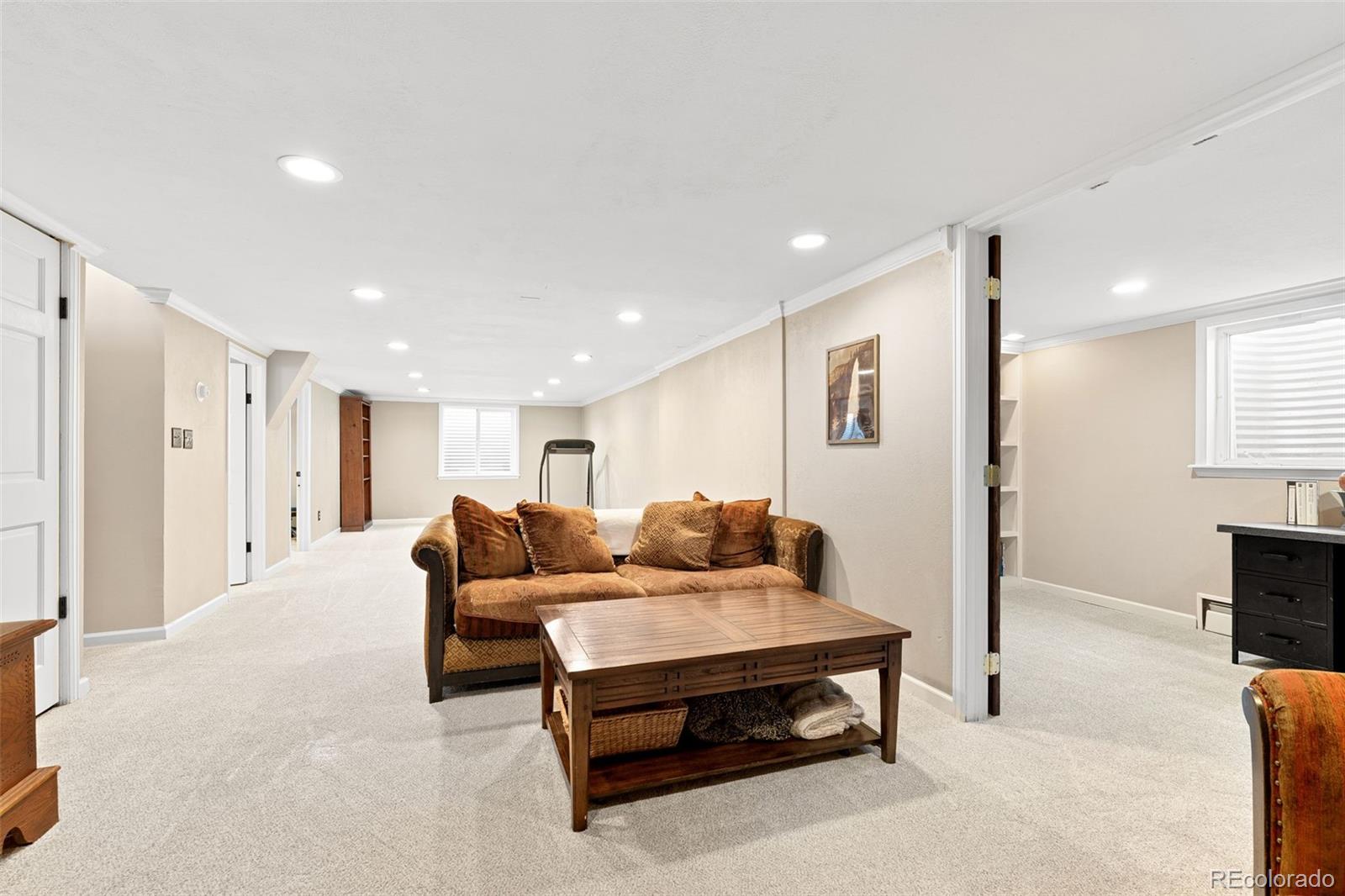 Littleton, Colorado, 80123, United States, 4 Bedrooms Bedrooms, ,3 BathroomsBathrooms,Residential,Active,2045011