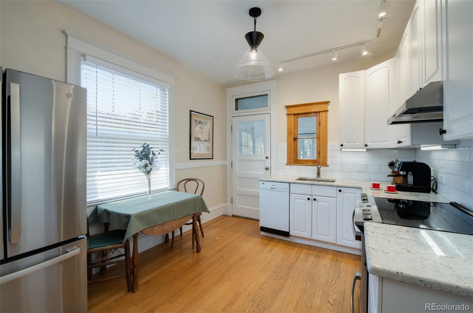 Denver, Colorado, 80206, United States, 6 Bedrooms Bedrooms, ,3 BathroomsBathrooms,Residential,Active,1798154