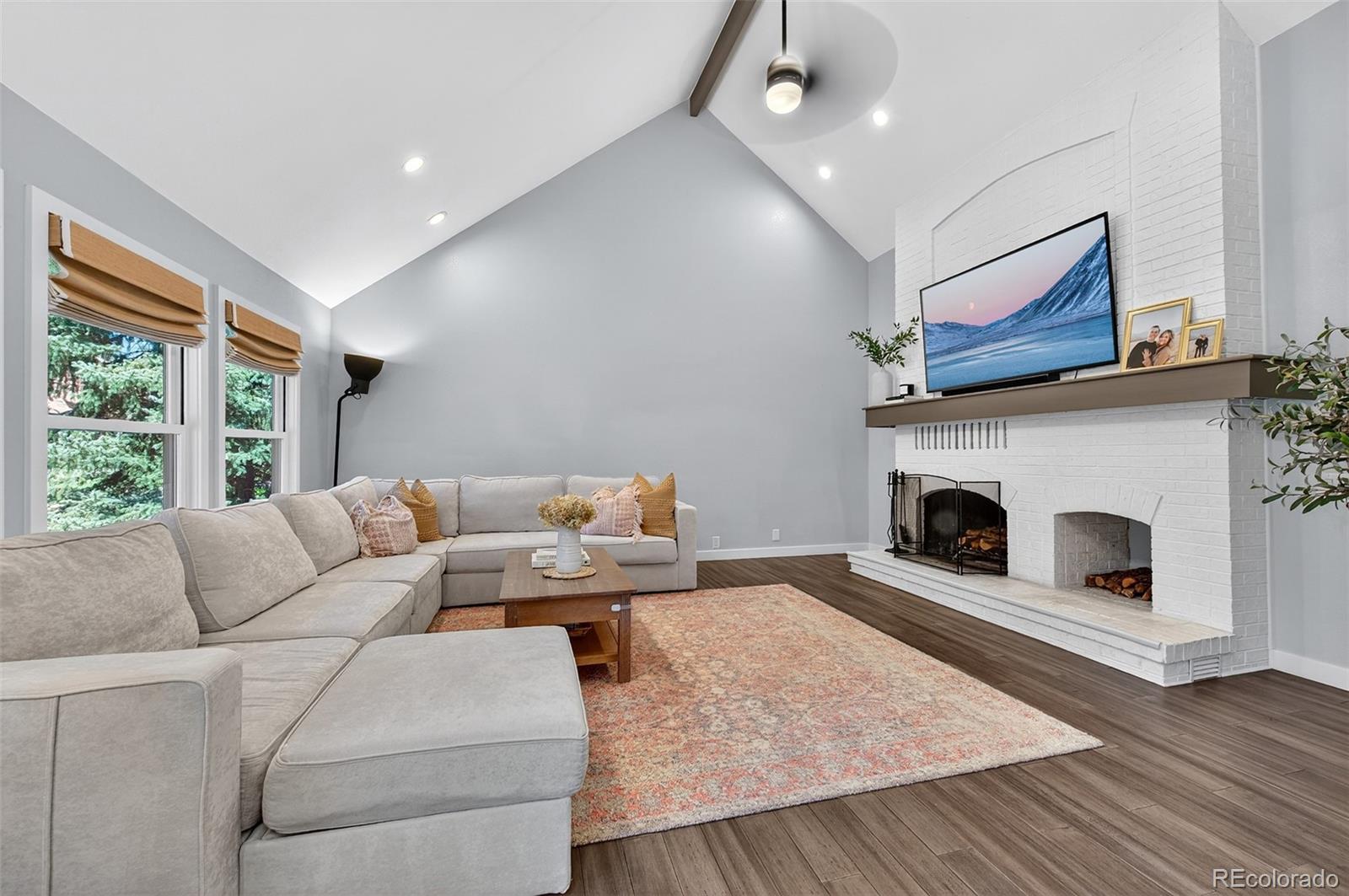 Littleton, Colorado, 80127, United States, 6 Bedrooms Bedrooms, ,4 BathroomsBathrooms,Residential,Active,1945540