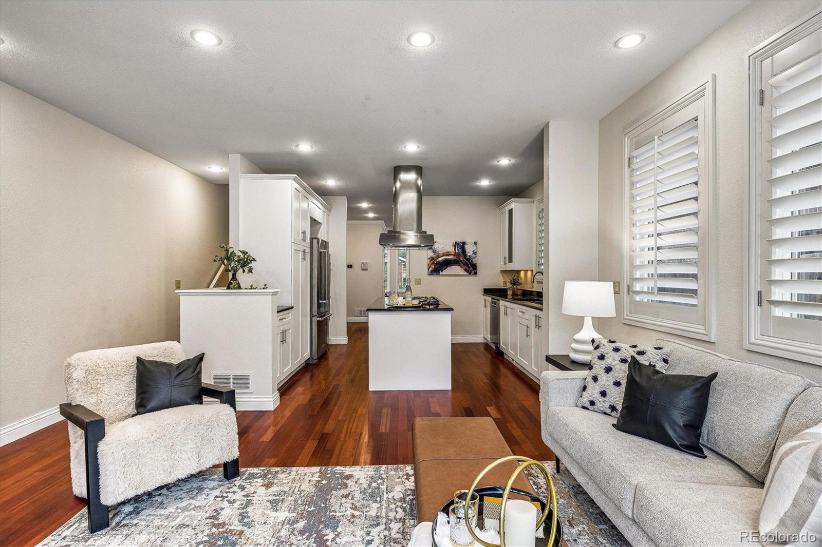 Denver, Colorado, 80209, United States, 3 Bedrooms Bedrooms, ,4 BathroomsBathrooms,Residential,Active,2045705