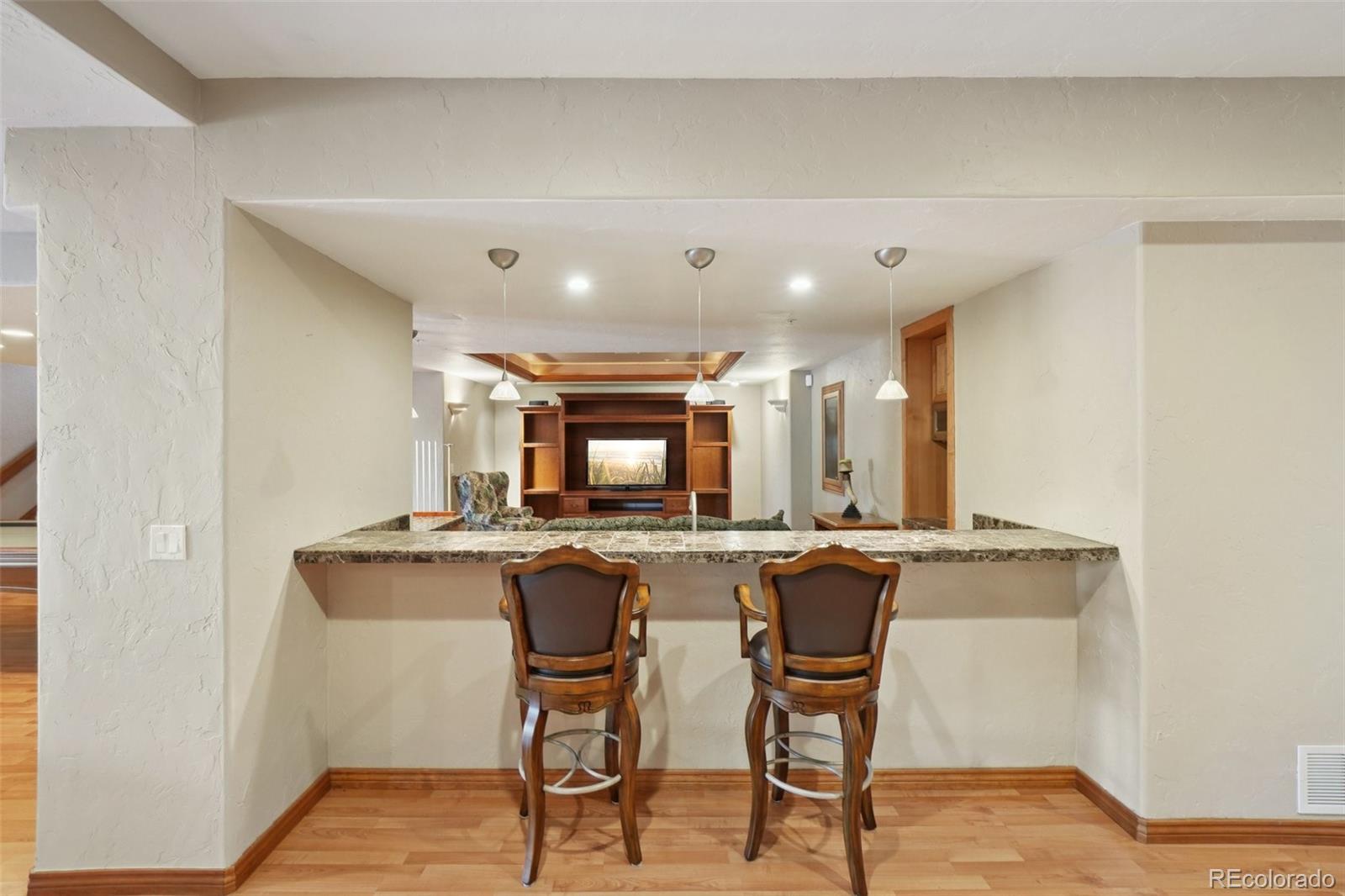 Larkspur, Colorado, 80118, United States, 5 Bedrooms Bedrooms, ,5 BathroomsBathrooms,Residential,Active,1914586