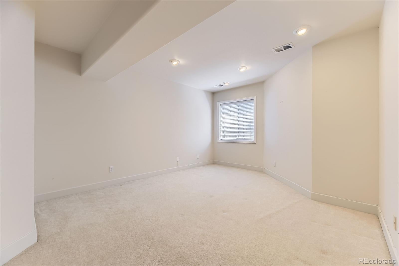 Greenwood Village, Colorado, 80121, United States, 4 Bedrooms Bedrooms, ,4 BathroomsBathrooms,Residential,Active,2009868