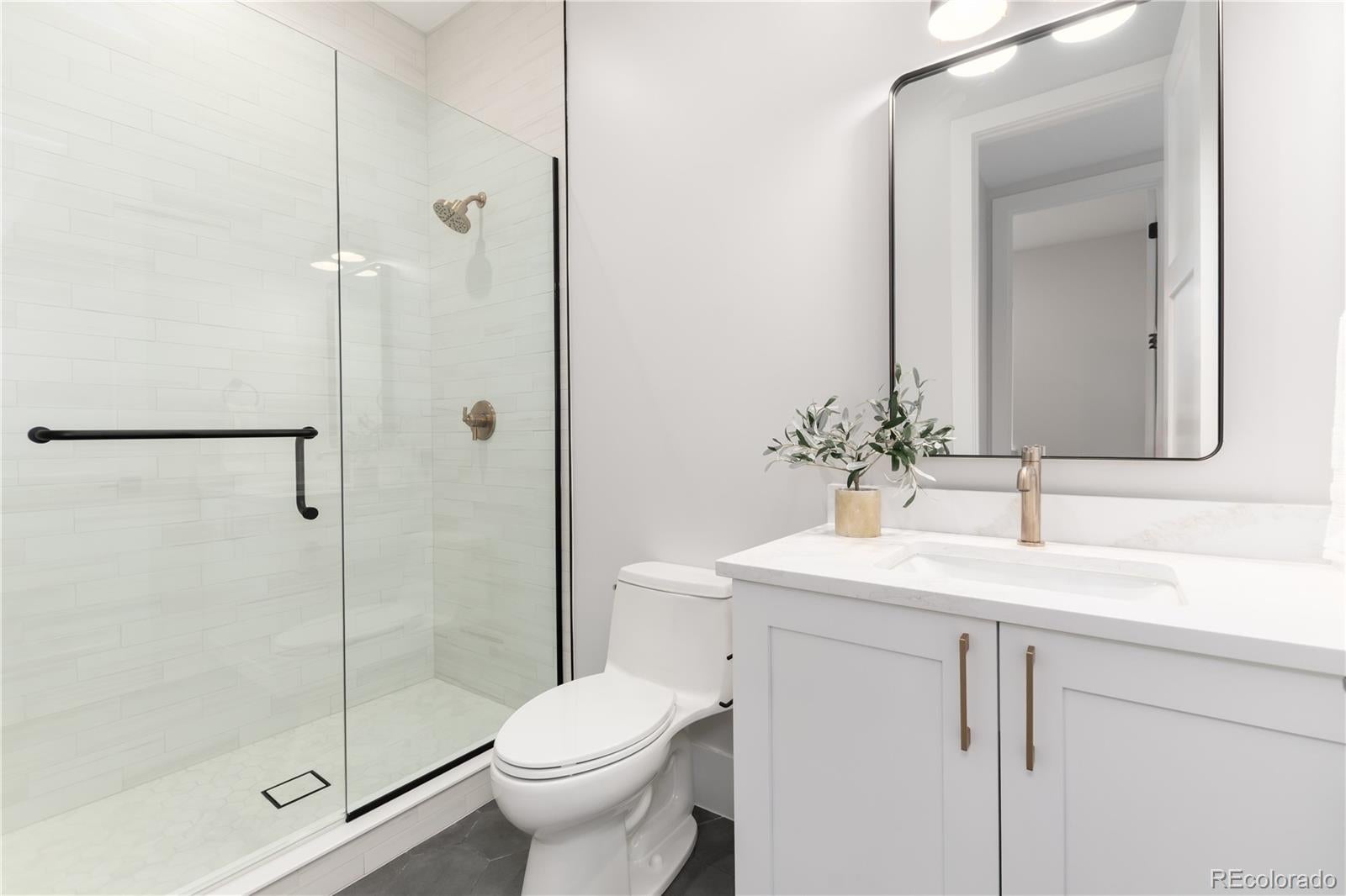 Denver, Colorado, 80206, United States, 4 Bedrooms Bedrooms, ,5 BathroomsBathrooms,Residential,Active,1900194