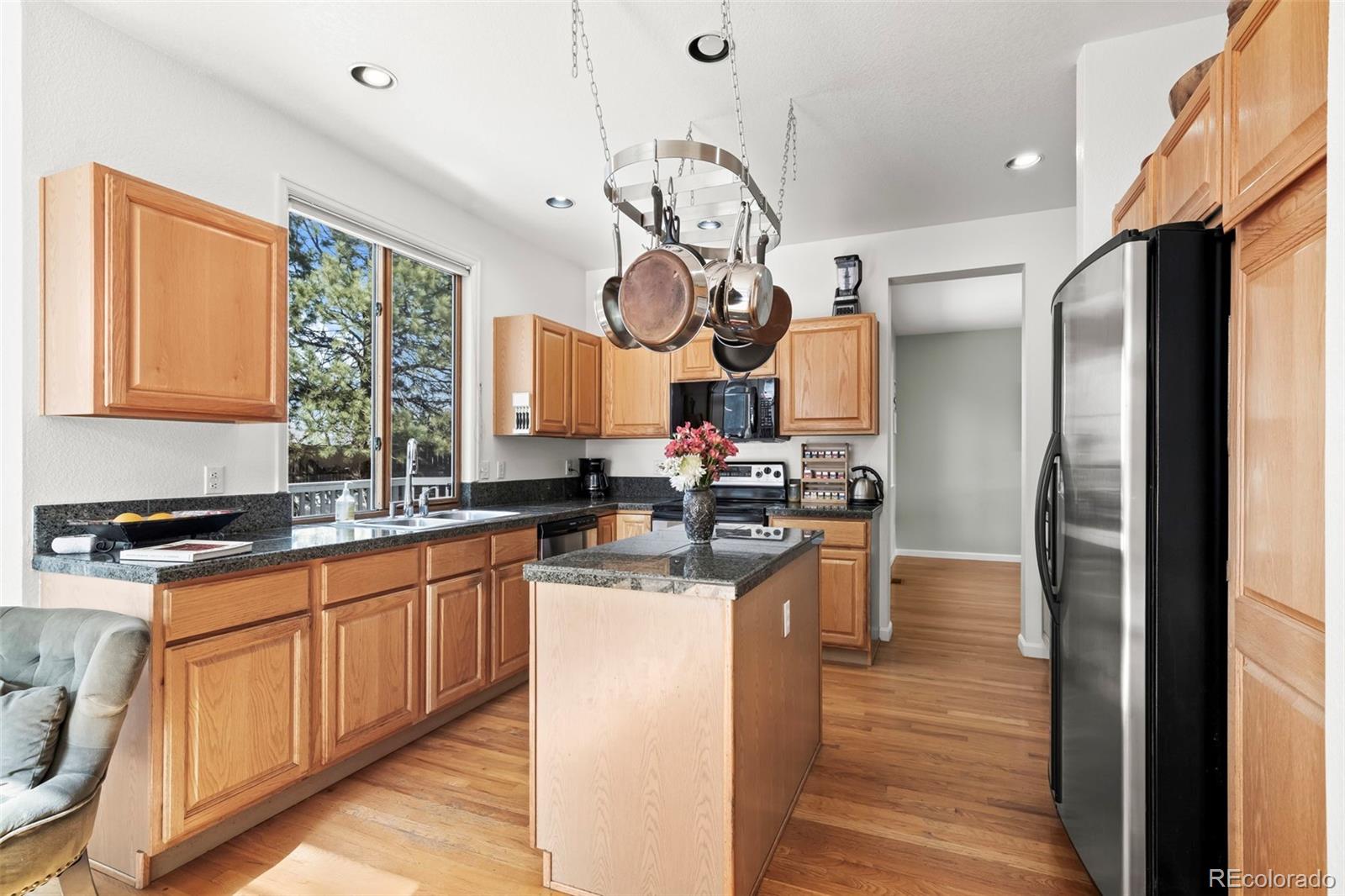 Boulder, Colorado, 80301, United States, 6 Bedrooms Bedrooms, ,4 BathroomsBathrooms,Residential,Active,1944048