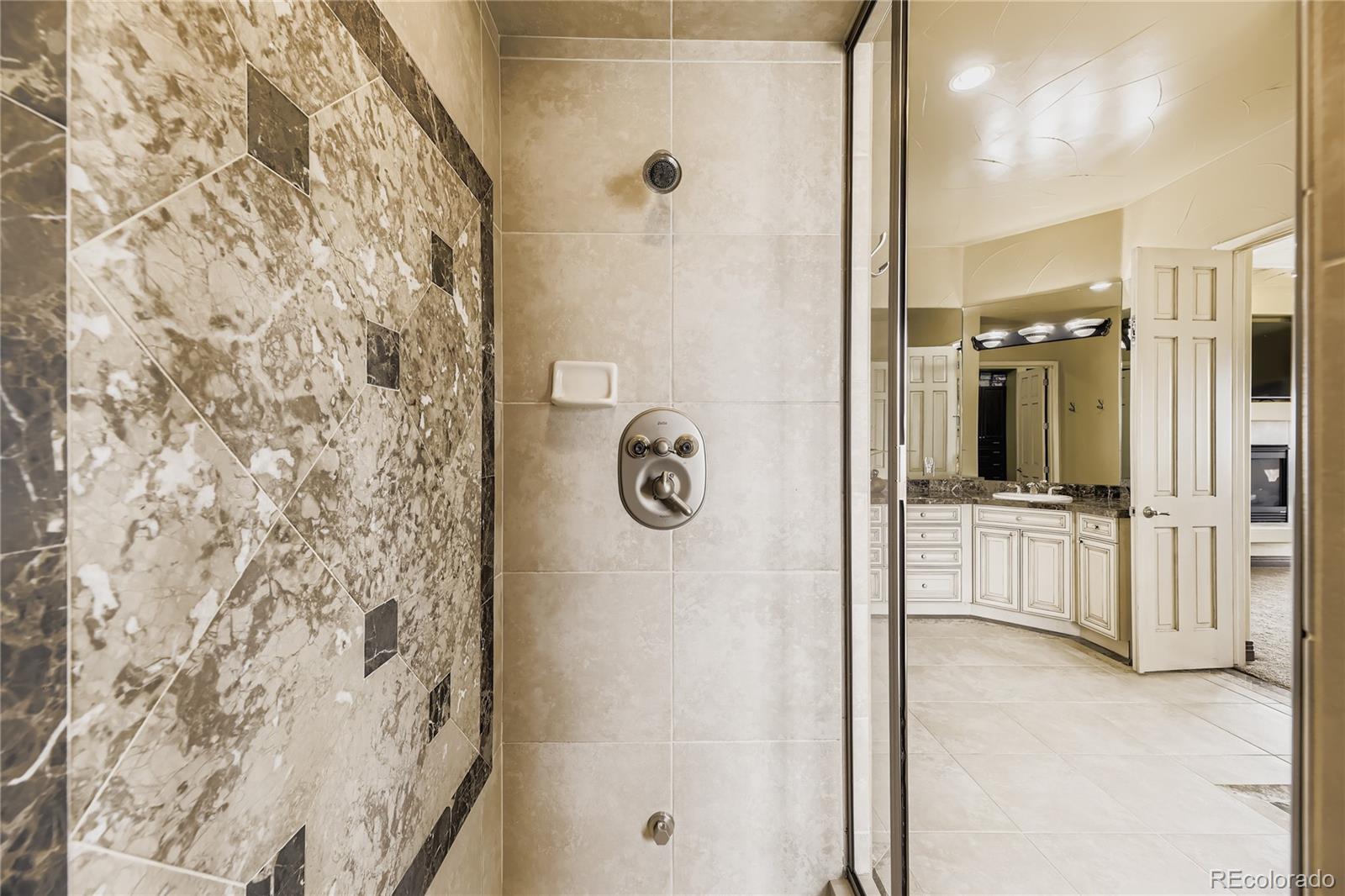 Parker, Colorado, 80138, United States, 4 Bedrooms Bedrooms, ,5 BathroomsBathrooms,Residential,Active,1997625