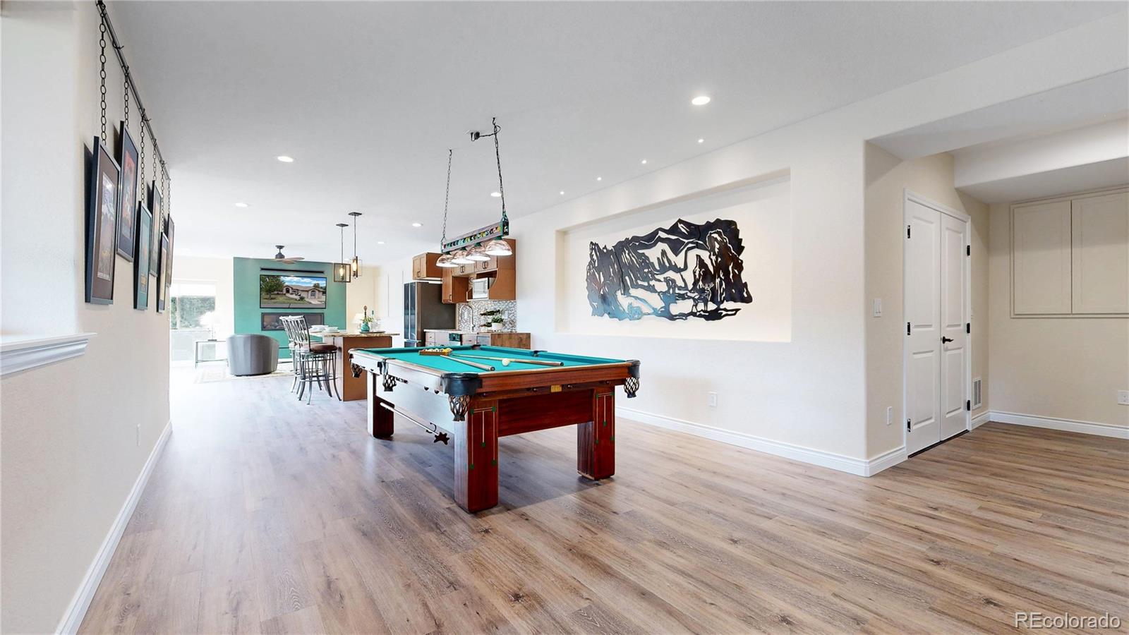 Littleton, Colorado, 80125, United States, 4 Bedrooms Bedrooms, ,4 BathroomsBathrooms,Residential,Active,1945079