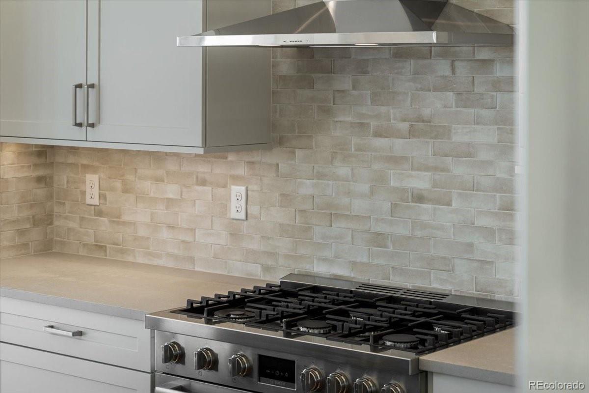 Parker, Colorado, 80138, United States, 4 Bedrooms Bedrooms, ,5 BathroomsBathrooms,Residential,Active,1968378