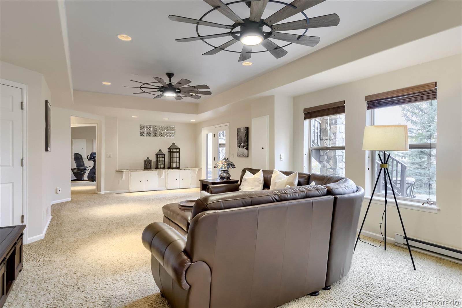 Aurora, Colorado, 80016, United States, 5 Bedrooms Bedrooms, ,5 BathroomsBathrooms,Residential,Active,2044149