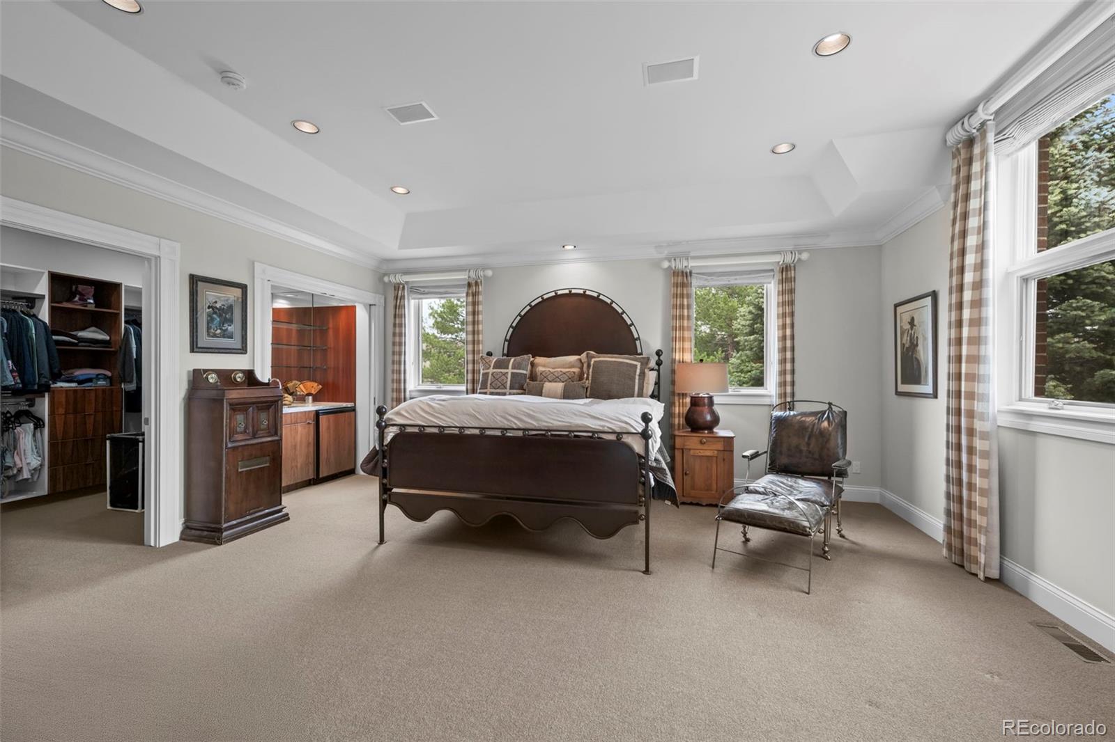 Niwot, Colorado, 80503, United States, 4 Bedrooms Bedrooms, ,7 BathroomsBathrooms,Residential,Active,2033352