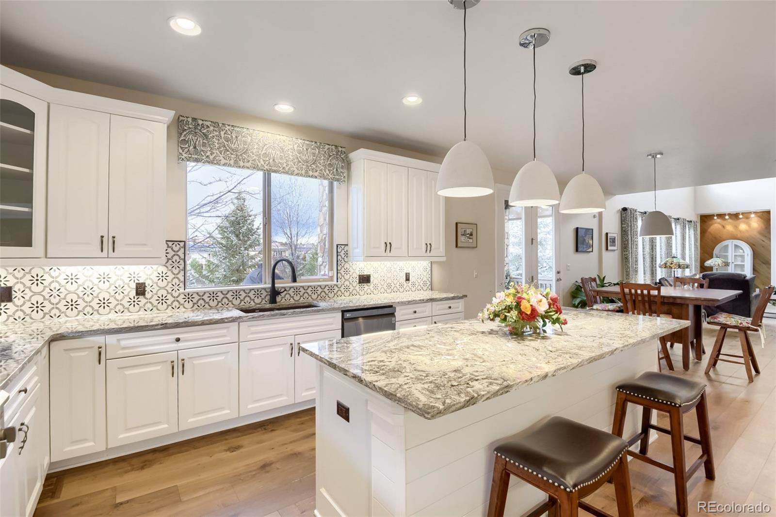 Aurora, Colorado, 80016, United States, 5 Bedrooms Bedrooms, ,5 BathroomsBathrooms,Residential,Active,2044149
