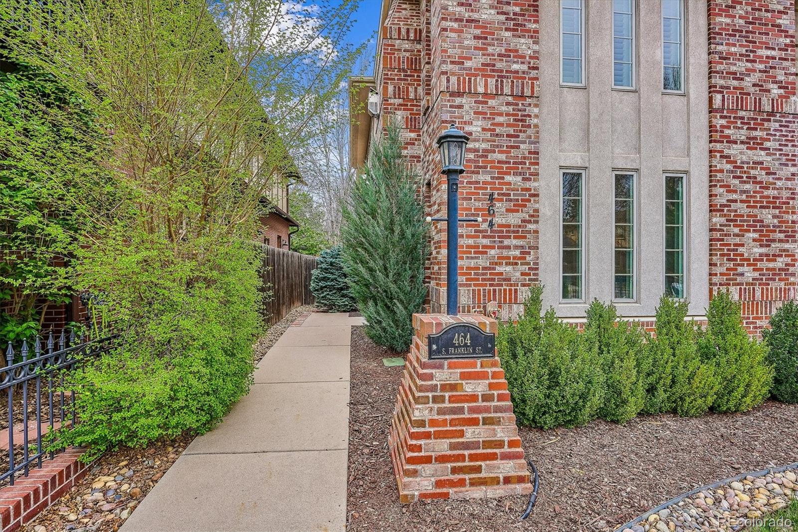 Denver, Colorado, 80209, United States, 3 Bedrooms Bedrooms, ,4 BathroomsBathrooms,Residential,Active,2045705