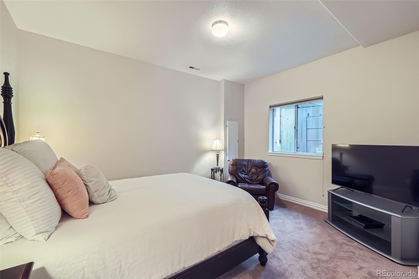 Littleton, Colorado, 80128, United States, 5 Bedrooms Bedrooms, ,5 BathroomsBathrooms,Residential,Active,2025658