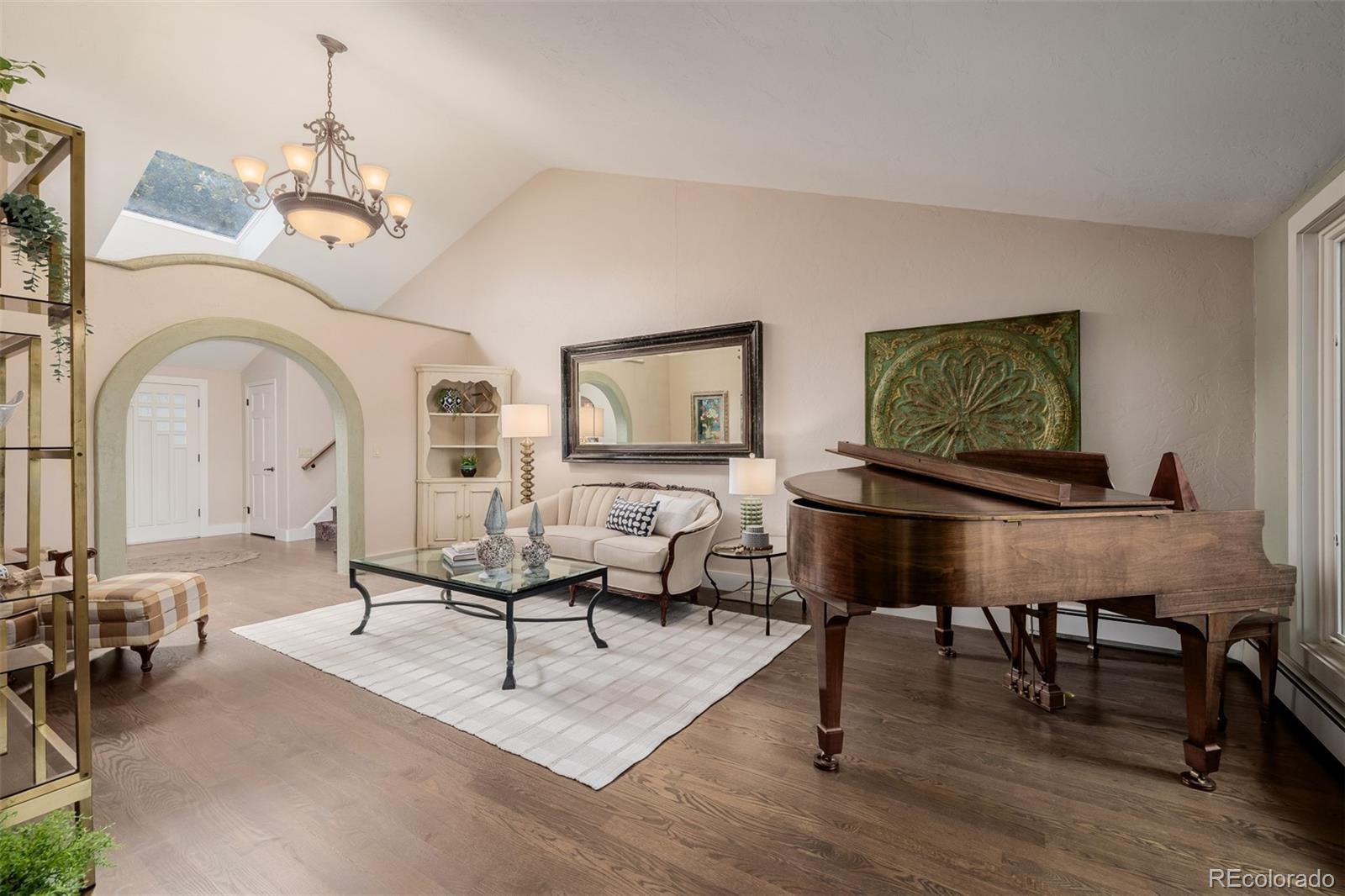 Greenwood Village, Colorado, 80121, United States, 4 Bedrooms Bedrooms, ,5 BathroomsBathrooms,Residential,Active,1888462