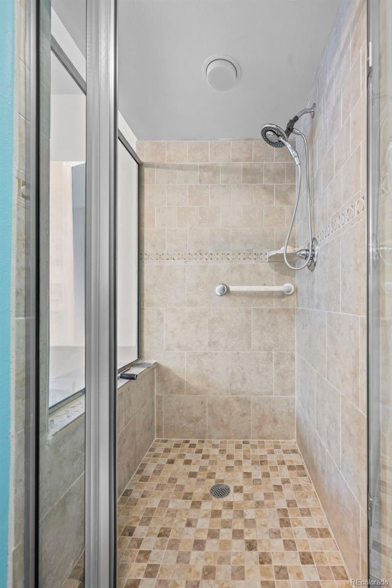 Boulder, Colorado, 80303, United States, 4 Bedrooms Bedrooms, ,3 BathroomsBathrooms,Residential,Active,1945495