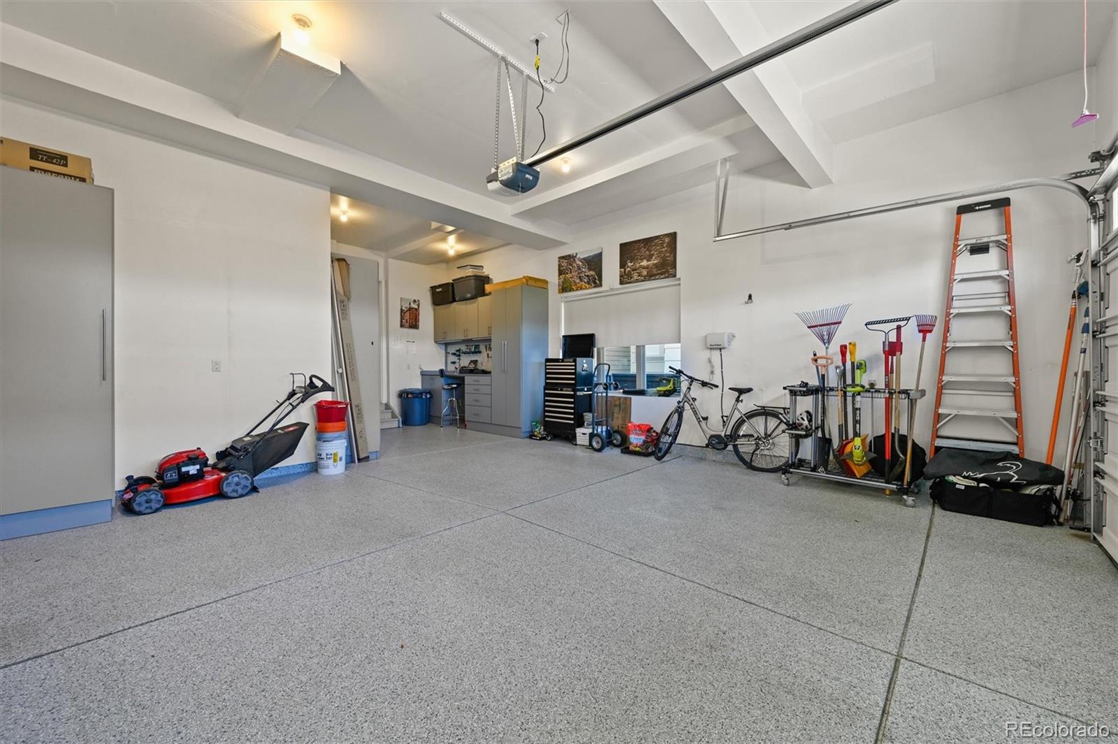 Highlands Ranch, Colorado, 80126, United States, 4 Bedrooms Bedrooms, ,4 BathroomsBathrooms,Residential,Active,2008281