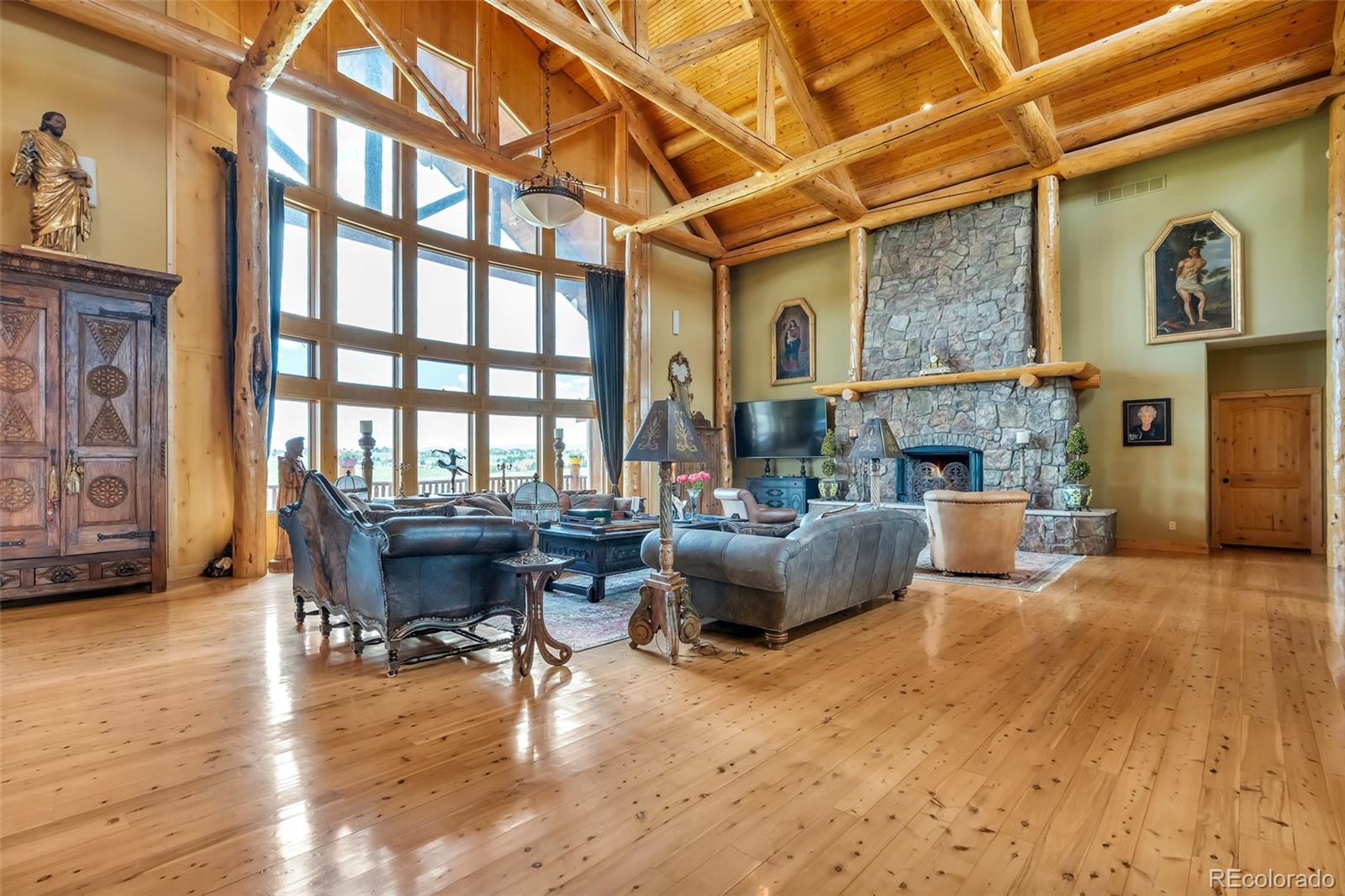 Larkspur, Colorado, 80118, United States, 4 Bedrooms Bedrooms, ,5 BathroomsBathrooms,Residential,Active,1841306