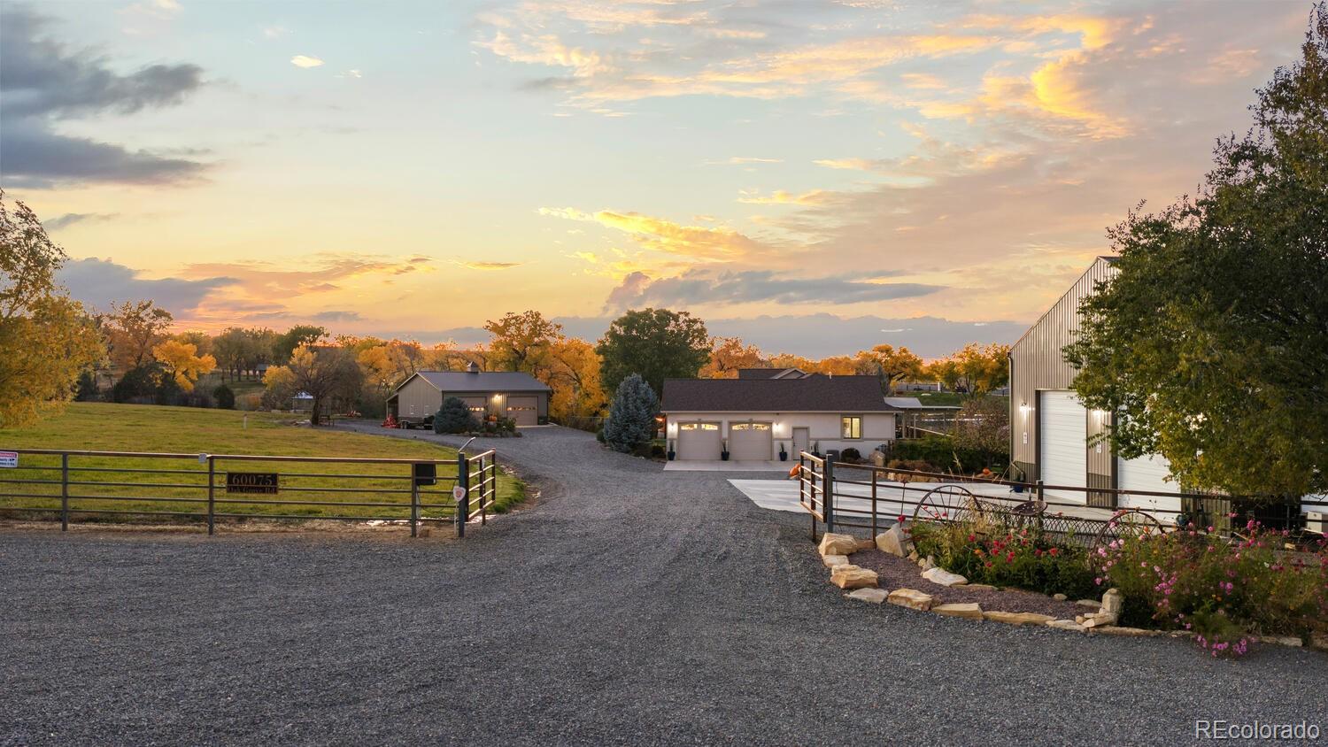 Montrose, Colorado, 81403, United States, 3 Bedrooms Bedrooms, ,3 BathroomsBathrooms,Residential,Active,1985579