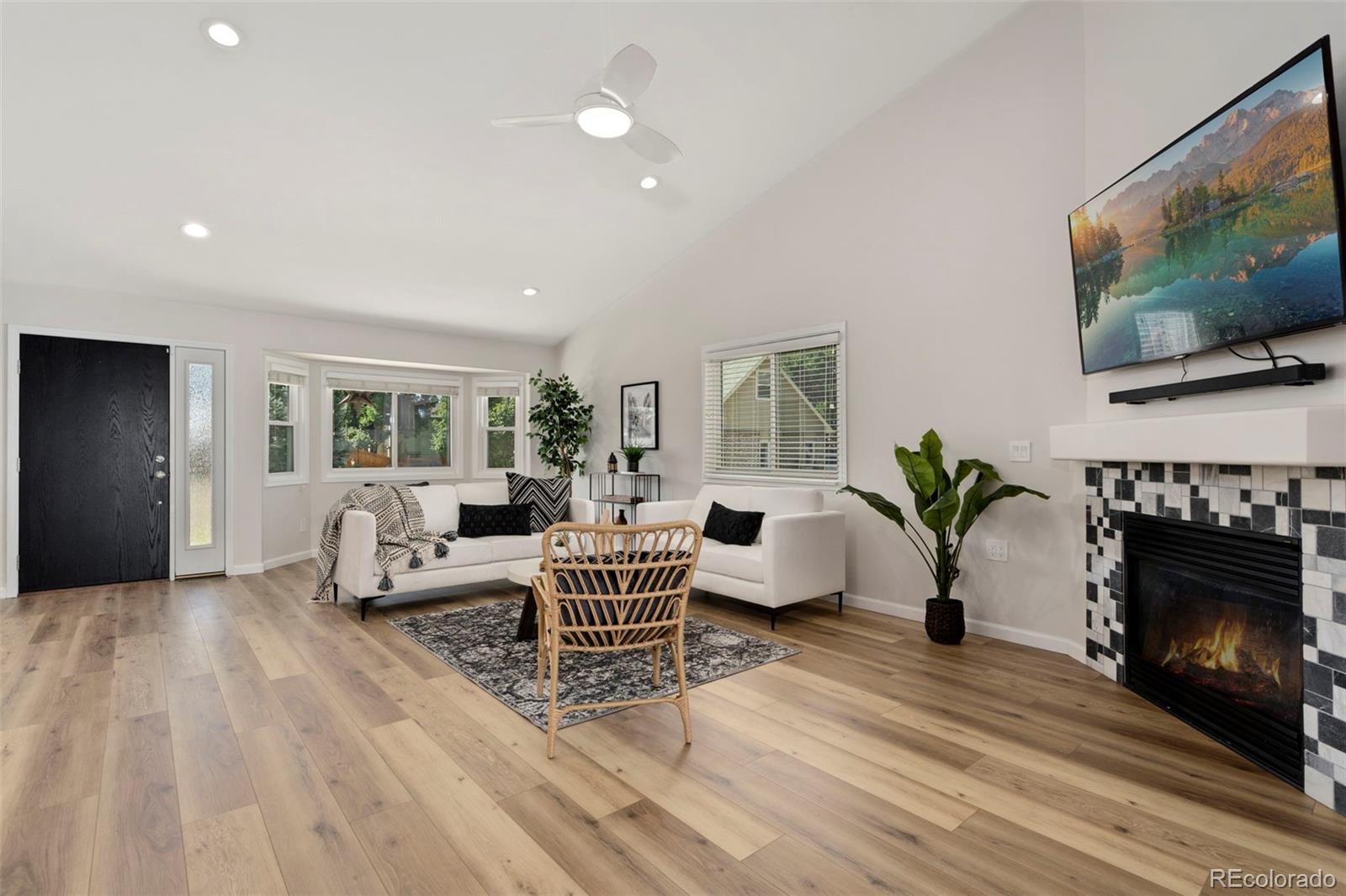 Loveland, Colorado, 80538, United States, 5 Bedrooms Bedrooms, ,3 BathroomsBathrooms,Residential,Active,1971794