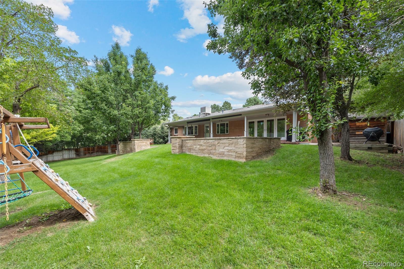 Englewood, Colorado, 80111, United States, 4 Bedrooms Bedrooms, ,3 BathroomsBathrooms,Residential,Active,1909660