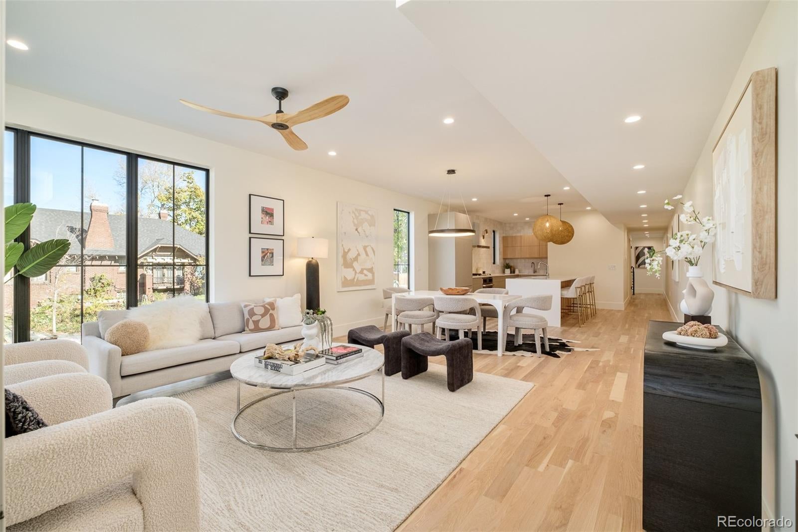 Denver, Colorado, 80206, United States, 3 Bedrooms Bedrooms, ,4 BathroomsBathrooms,Residential,Active,2007287