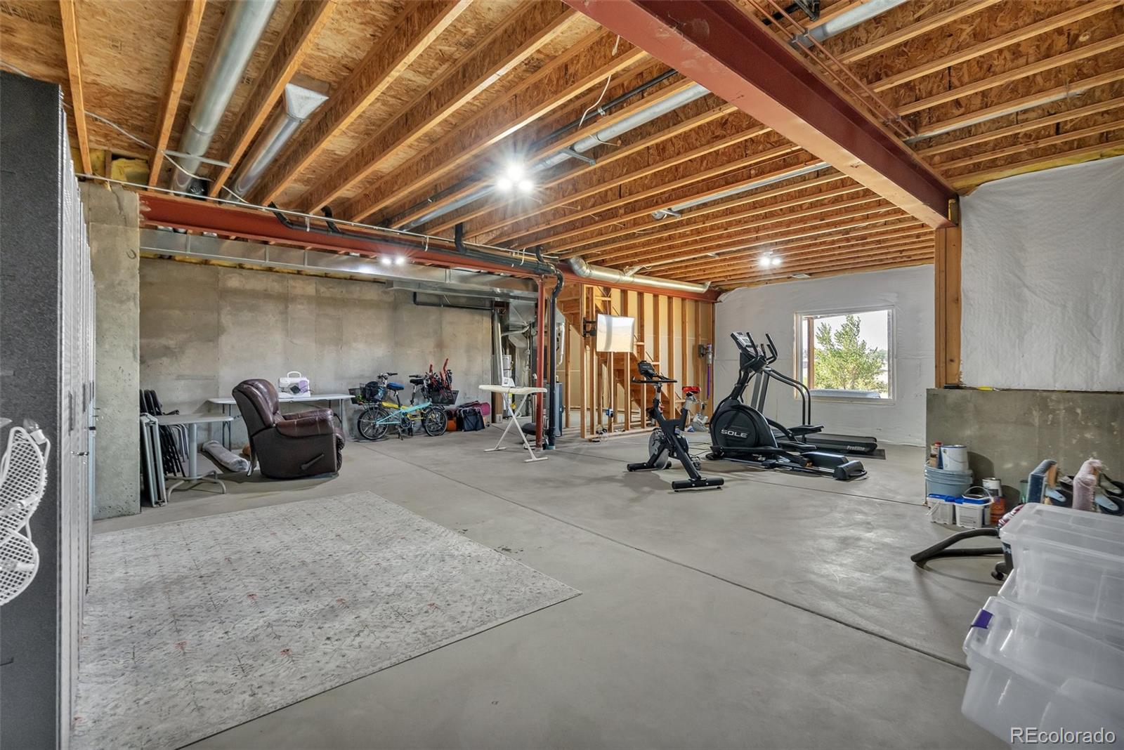 Elizabeth, Colorado, 80107, United States, 4 Bedrooms Bedrooms, ,4 BathroomsBathrooms,Residential,Active,1914931