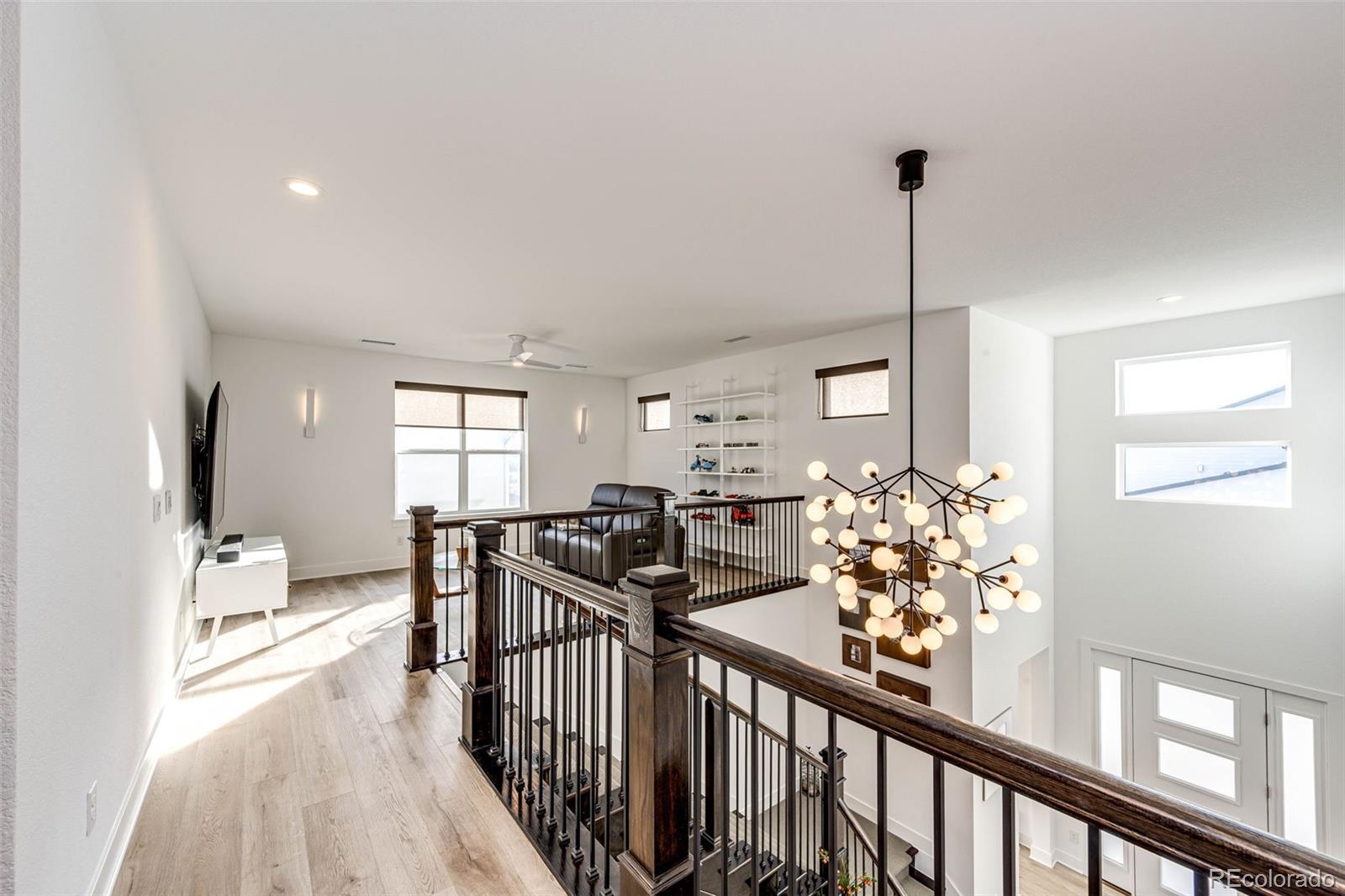 Castle Rock, Colorado, 80104, United States, 4 Bedrooms Bedrooms, ,4 BathroomsBathrooms,Residential,Active,2001365