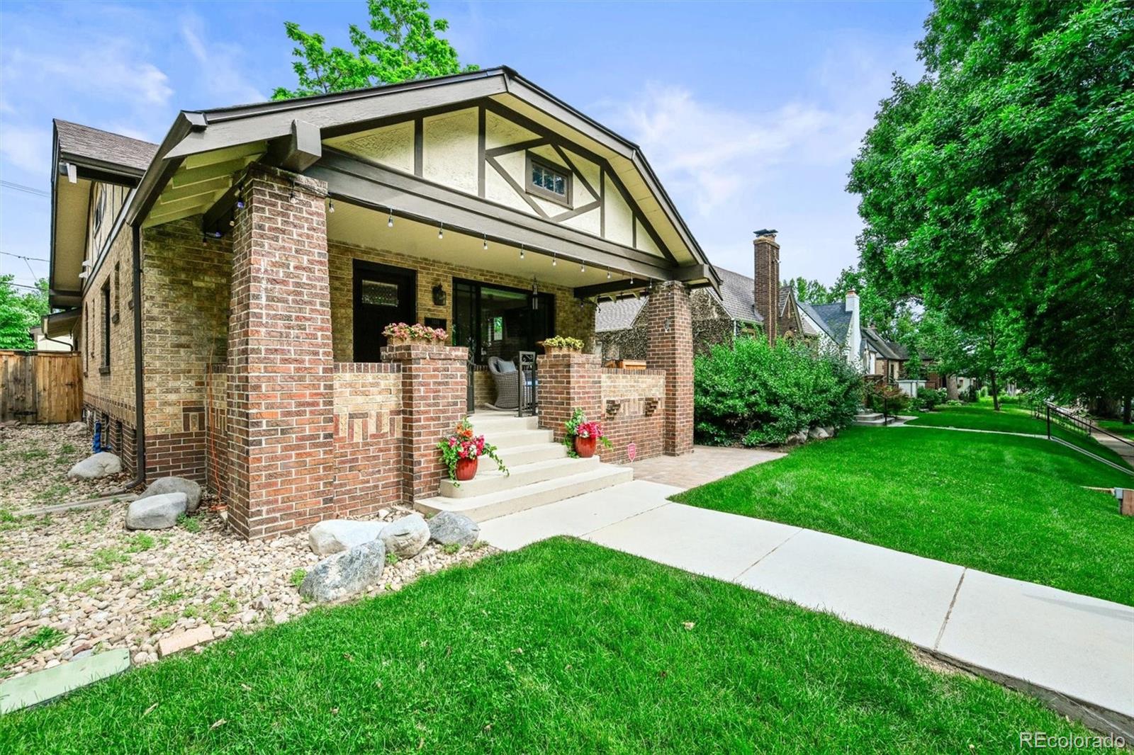 Denver, Colorado, 80210, United States, 3 Bedrooms Bedrooms, ,3 BathroomsBathrooms,Residential,Active,2045001