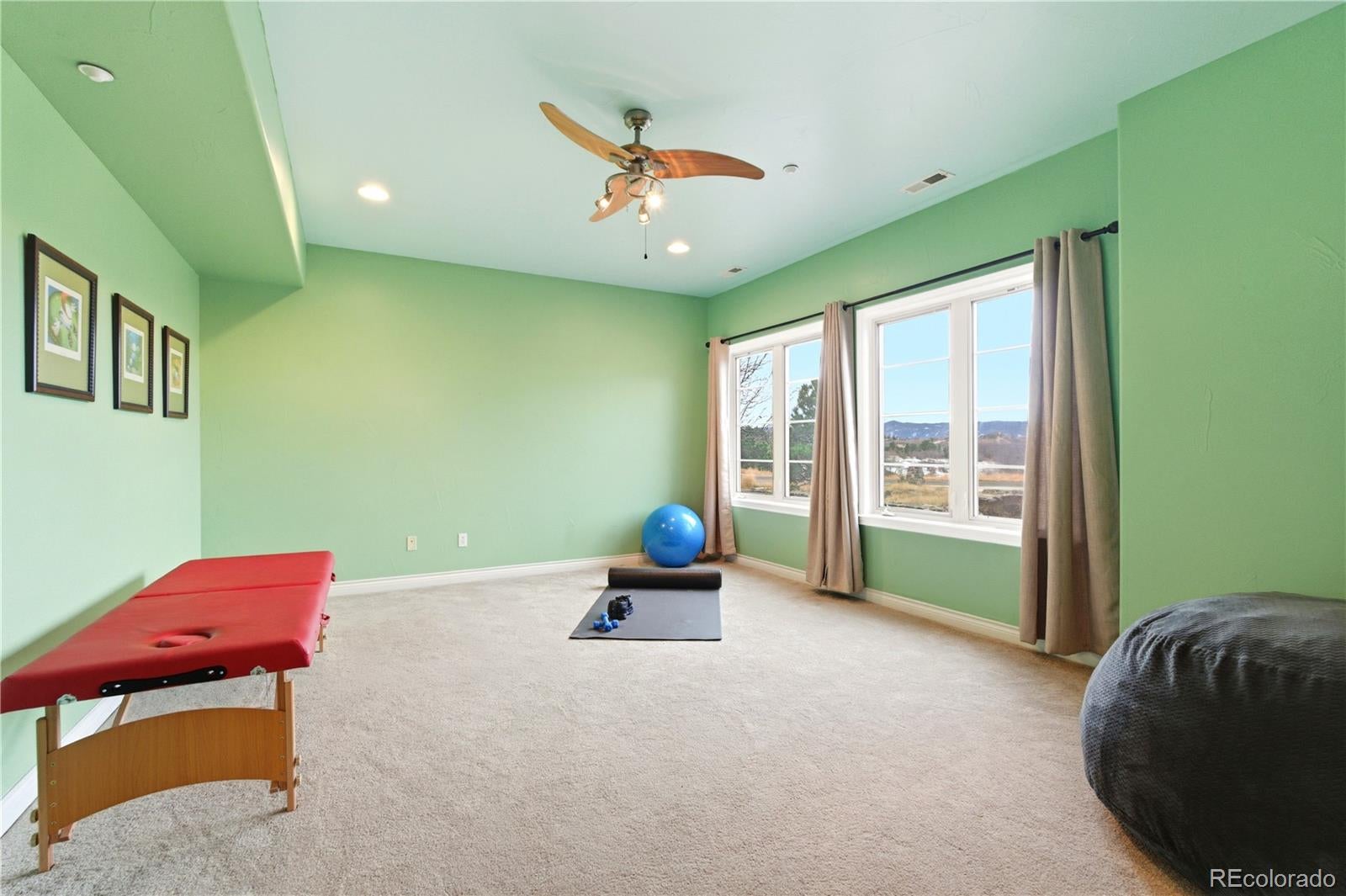 Castle Rock, Colorado, 80104, United States, 4 Bedrooms Bedrooms, ,4 BathroomsBathrooms,Residential,Active,2006935