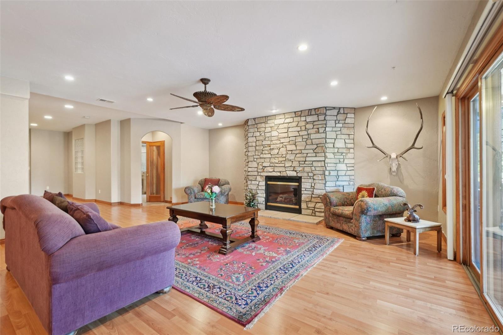 Larkspur, Colorado, 80118, United States, 5 Bedrooms Bedrooms, ,5 BathroomsBathrooms,Residential,Active,1914586