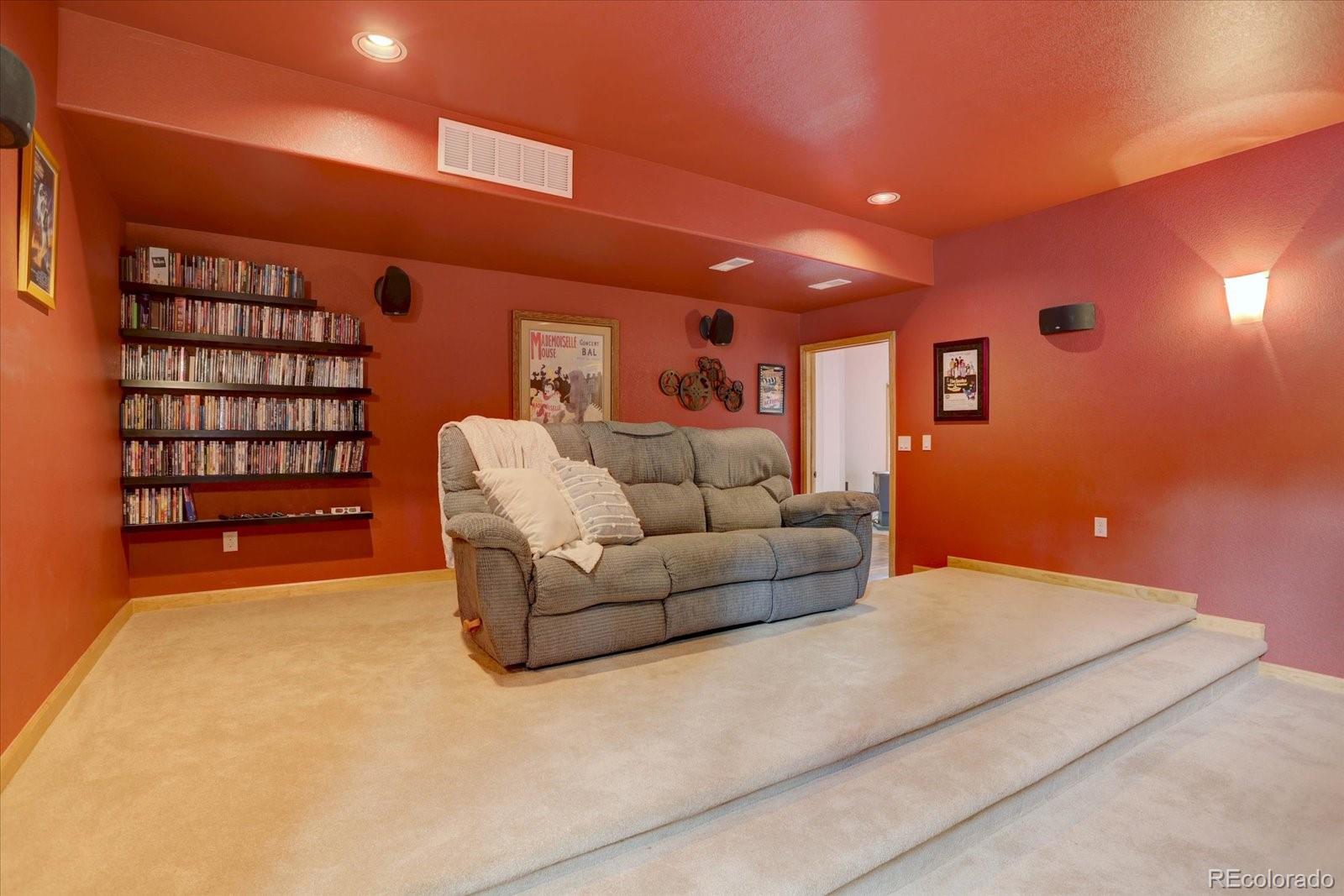 Conifer, Colorado, 80433, United States, 4 Bedrooms Bedrooms, ,3 BathroomsBathrooms,Residential,Active,1795699