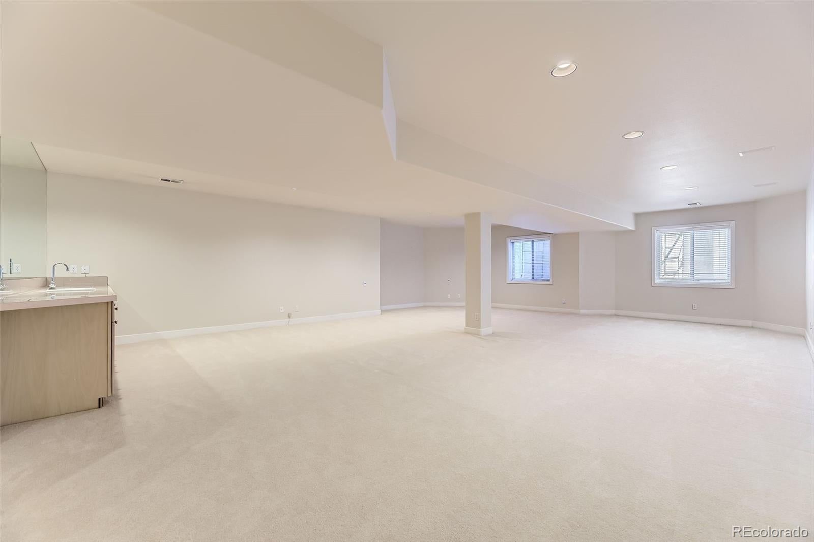 Greenwood Village, Colorado, 80121, United States, ,4 BathroomsBathrooms,Residential,Active,1824499