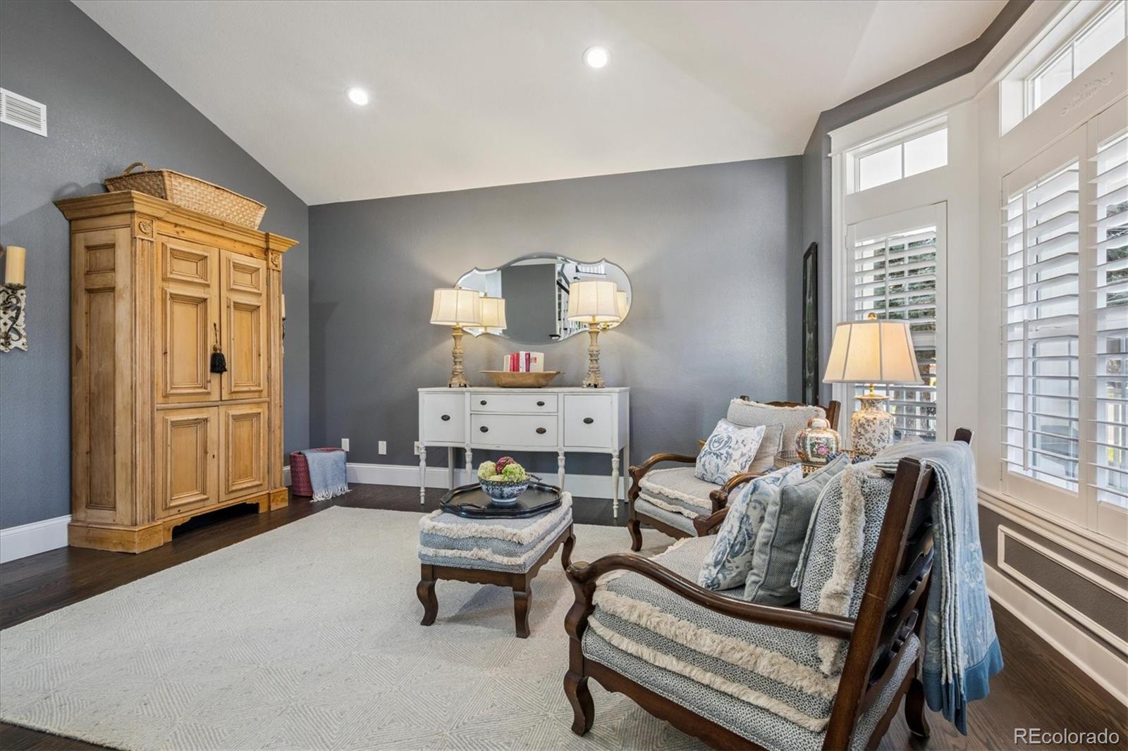 Englewood, Colorado, 80111, United States, 5 Bedrooms Bedrooms, ,6 BathroomsBathrooms,Residential,Active,1992207